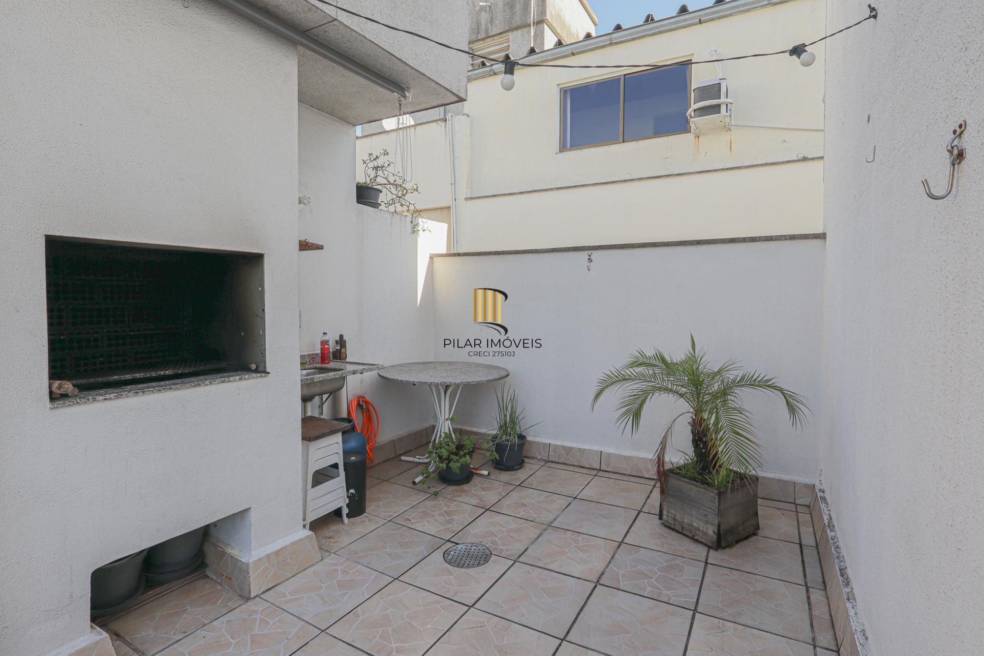 Cobertura a venda no bairro Petrópolis