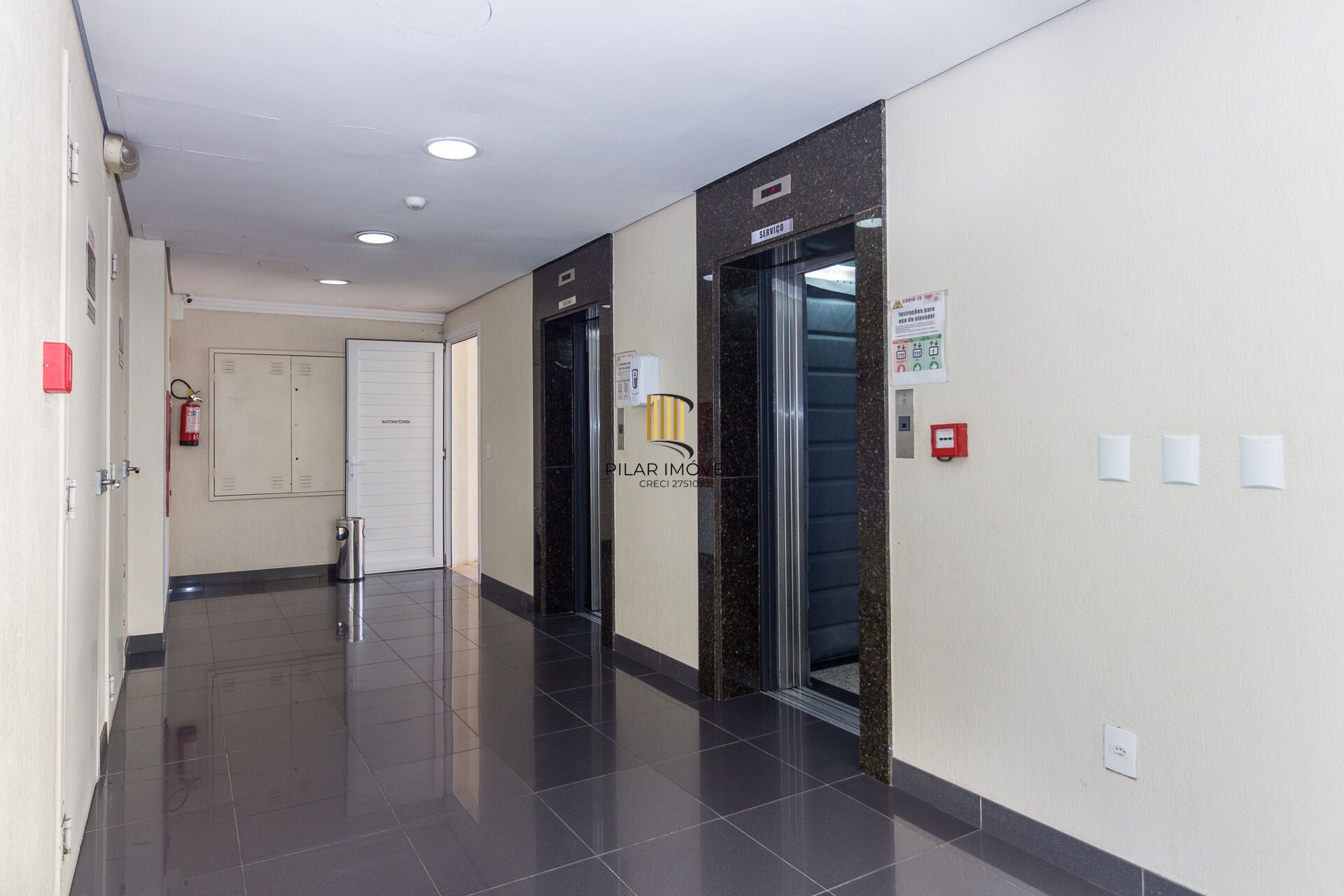 Apartamento à venda no bairro Chácara das Pedras em Porto Alegre/RS