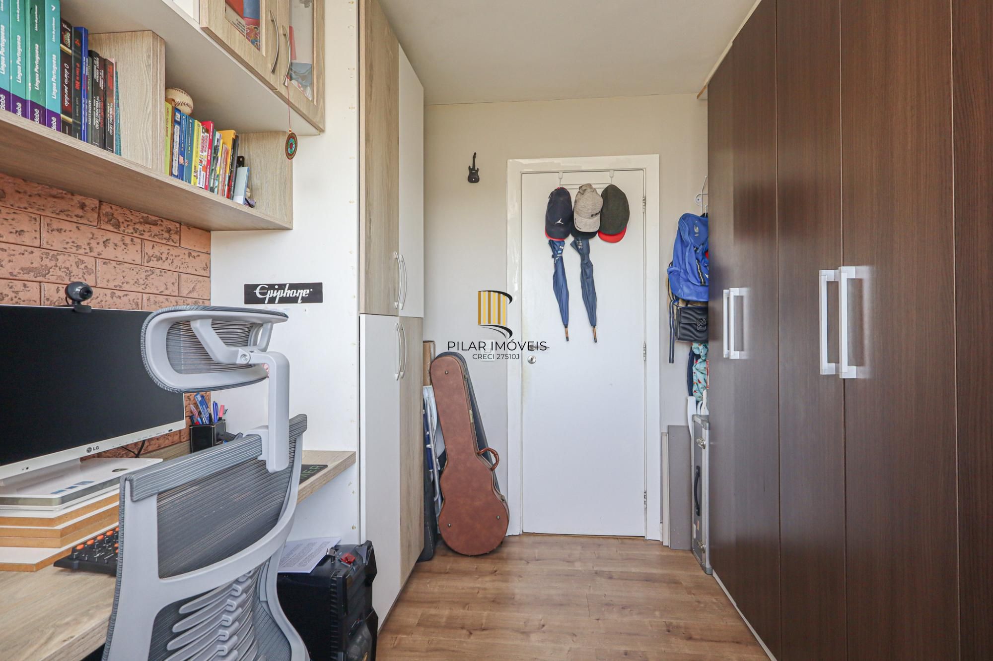 Apartamento a venda no bairro Morro Santana