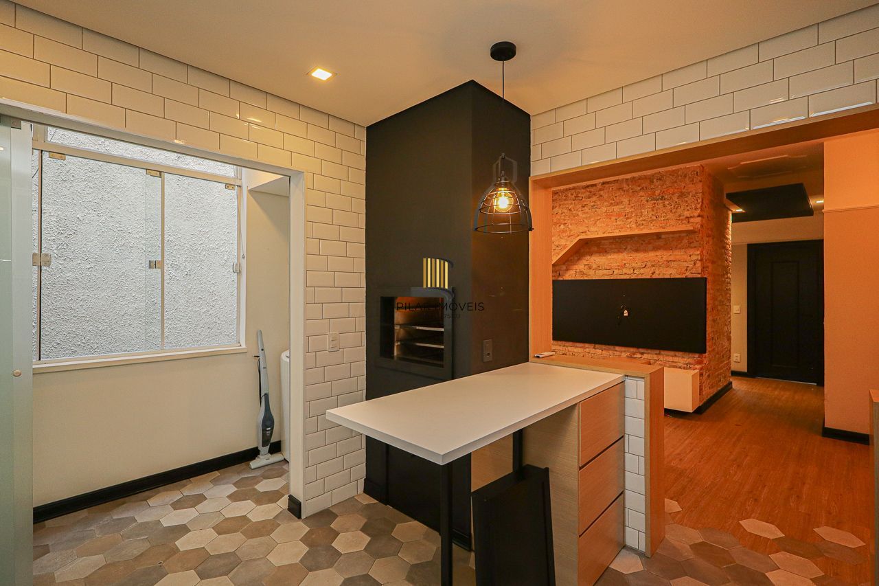 Apartamento a venda no bairro Bom fim