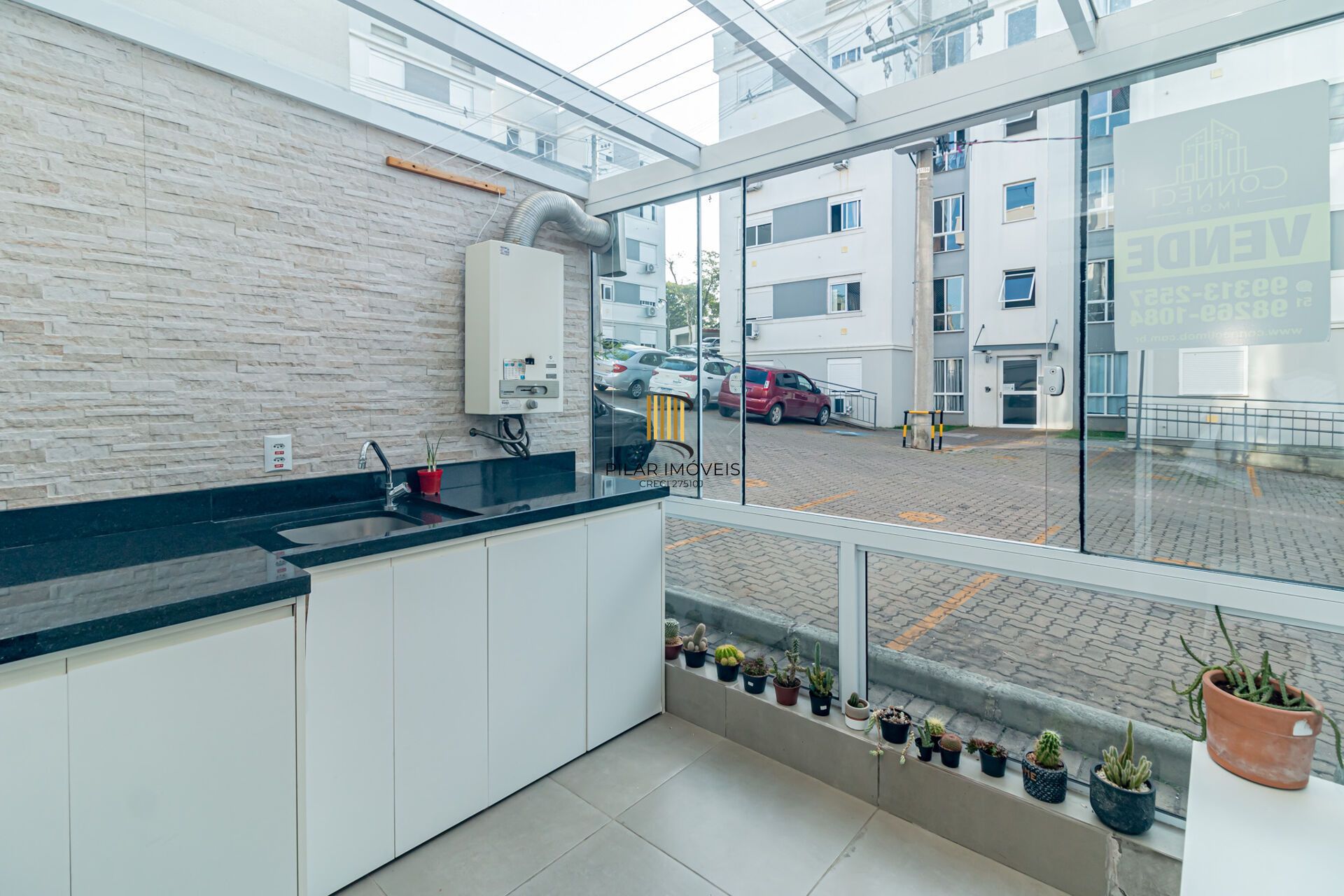Apartamento à venda no bairro Lomba do Pinheiro em Porto Alegre/RS