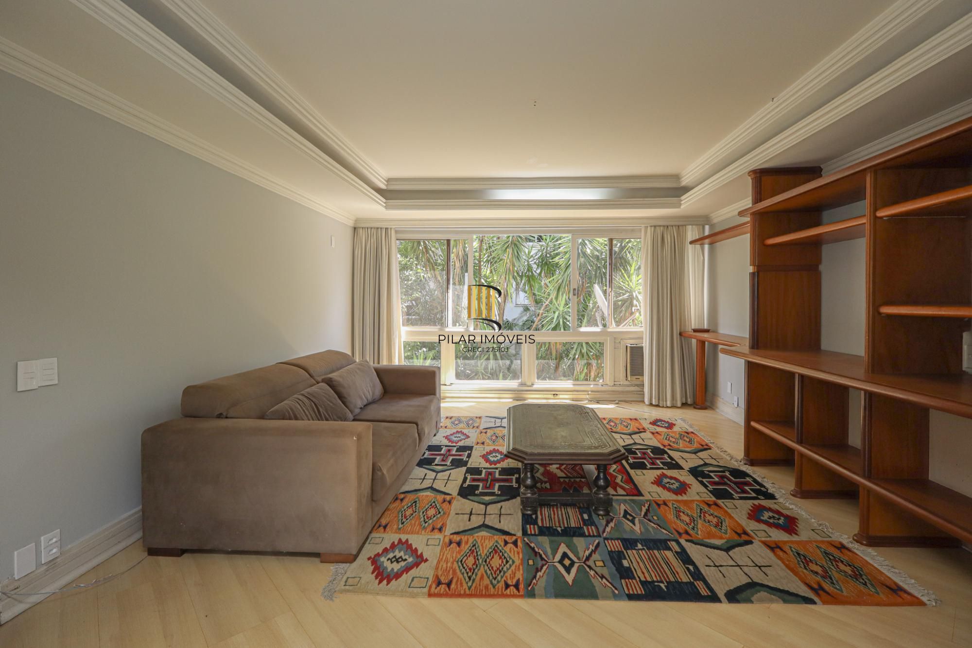 Apartamento a venda no bairro Mont' Serrat