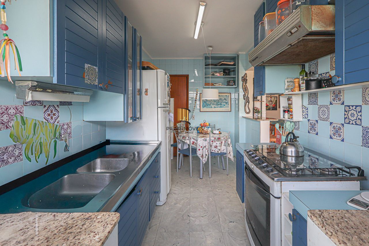 Apartamento a venda no bairro Mont' Serrat