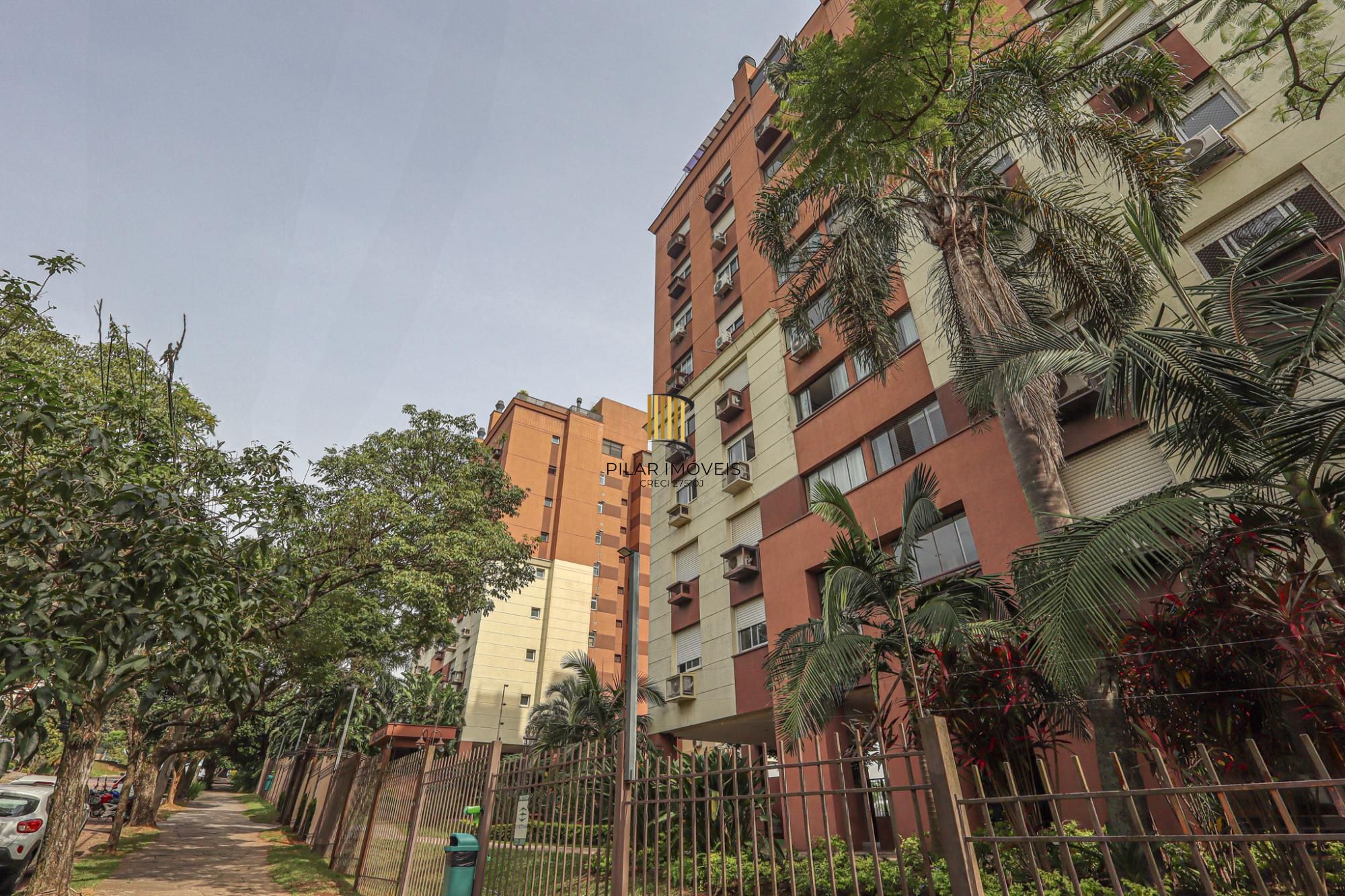 Apartamento à venda no bairro Chácara das Pedras em Porto Alegre/RS