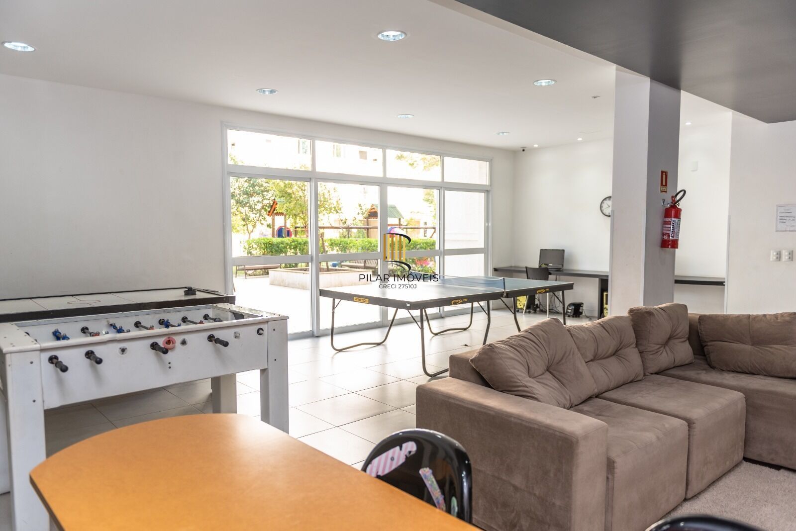 Apartamento à venda no bairro Passo D'areia em Porto Alegre/RS