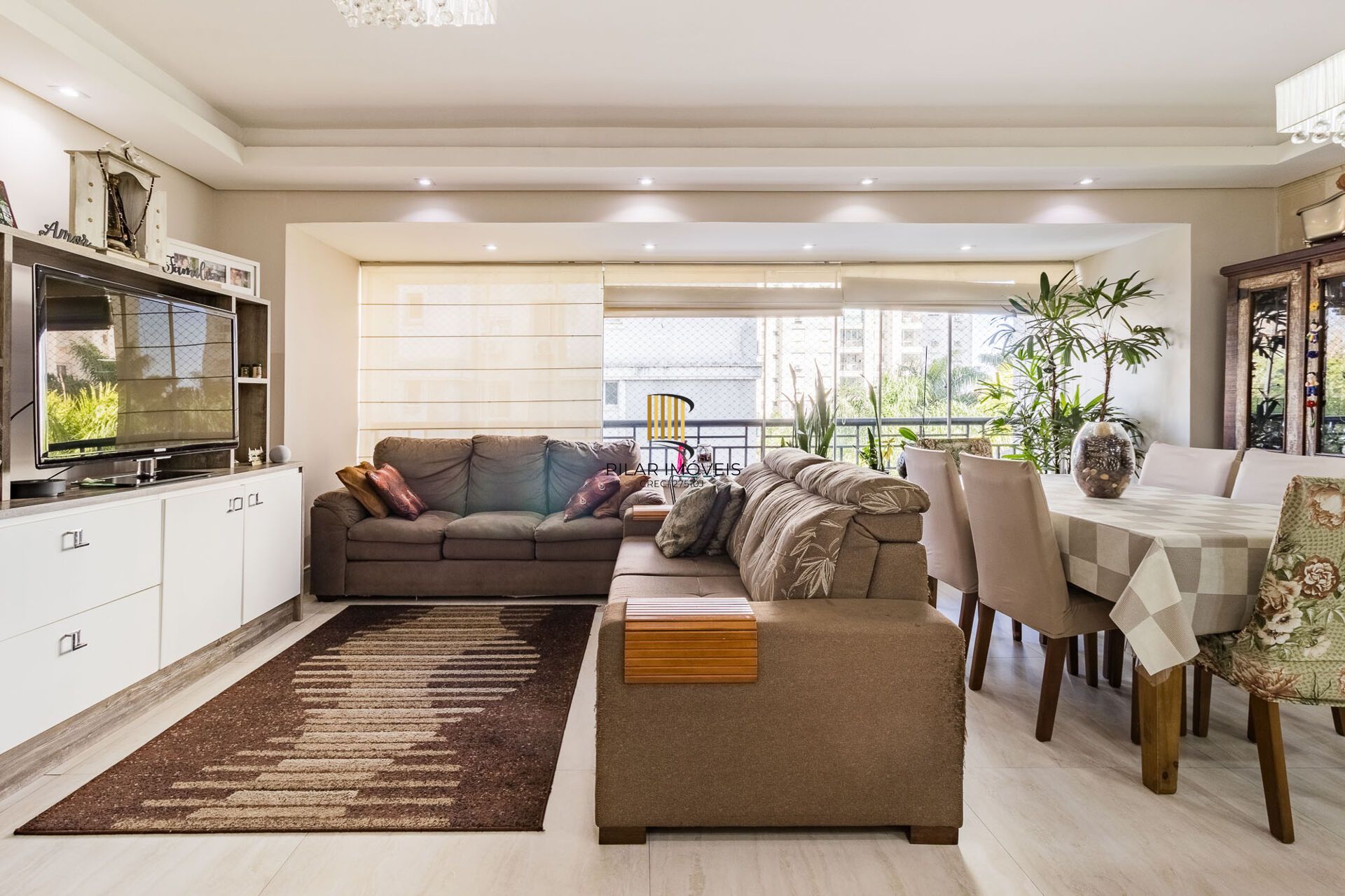 Apartamento à venda no bairro Passo D'areia em Porto Alegre/RS