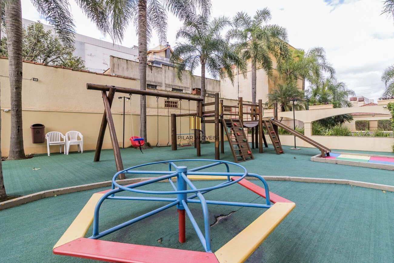 Apartamento à venda no bairro Passo D'areia em Porto Alegre/RS