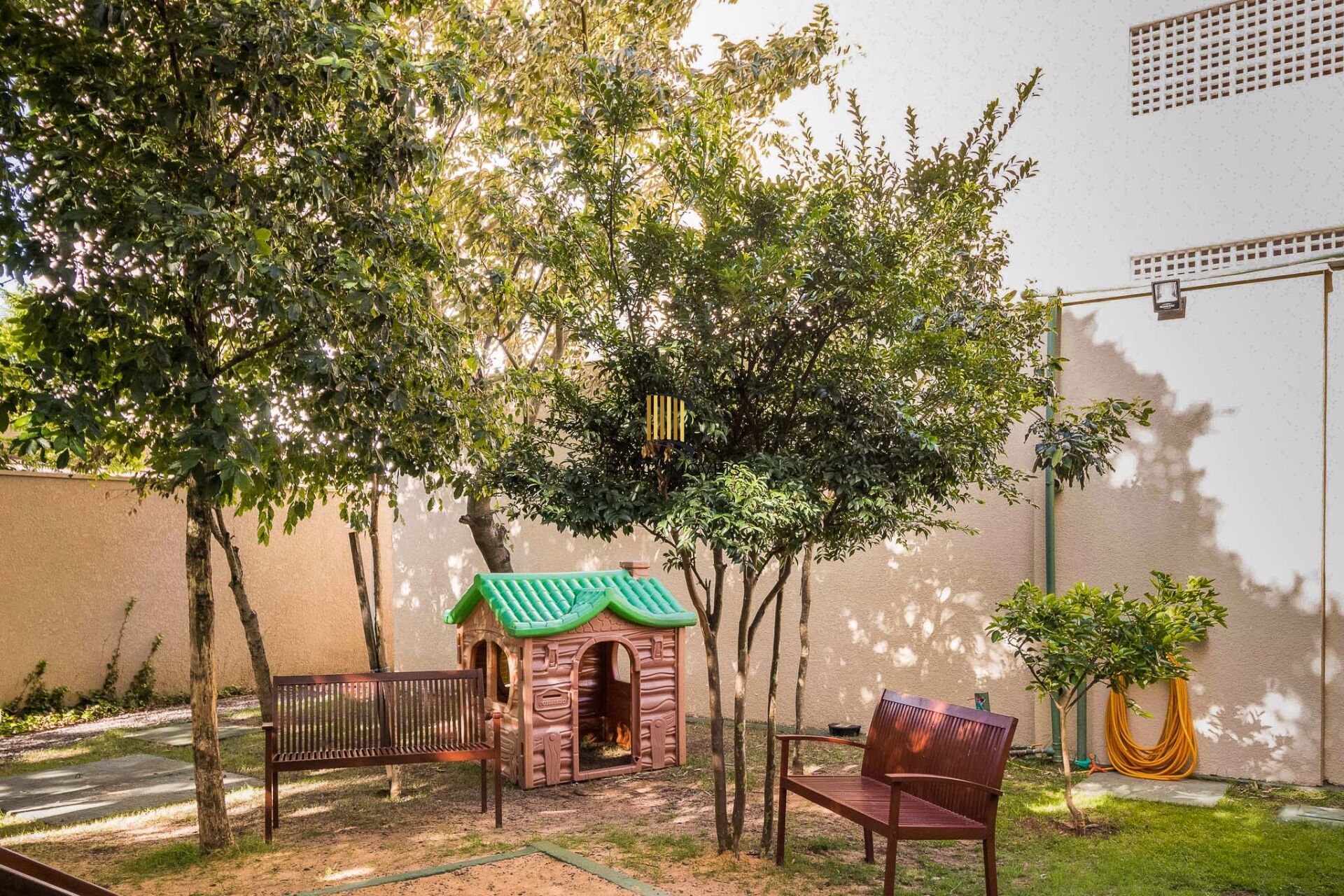 Apartamento à venda no bairro Passo D'areia em Porto Alegre/RS