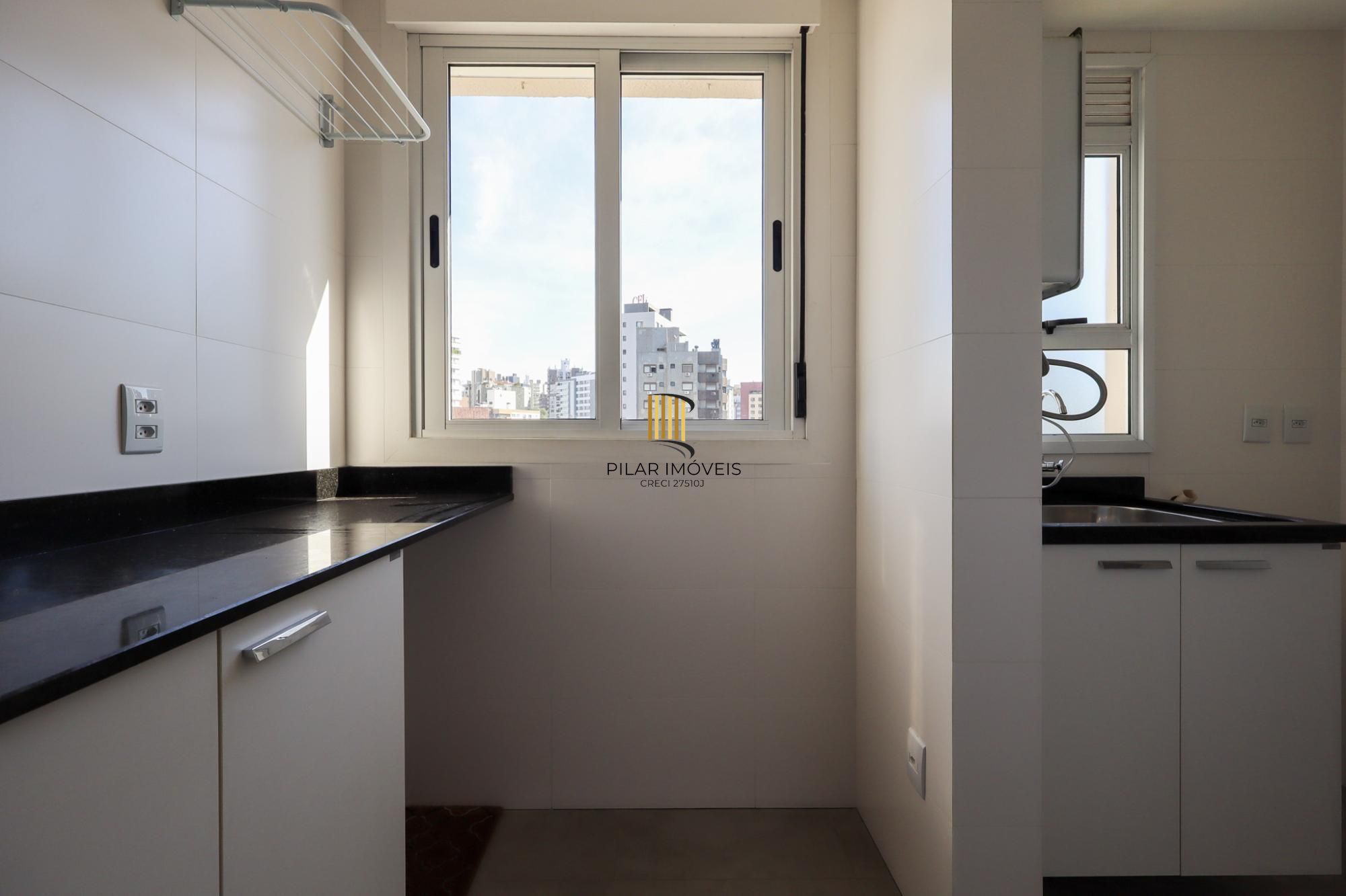 Apartamento a venda no bairro Mont' Serrat