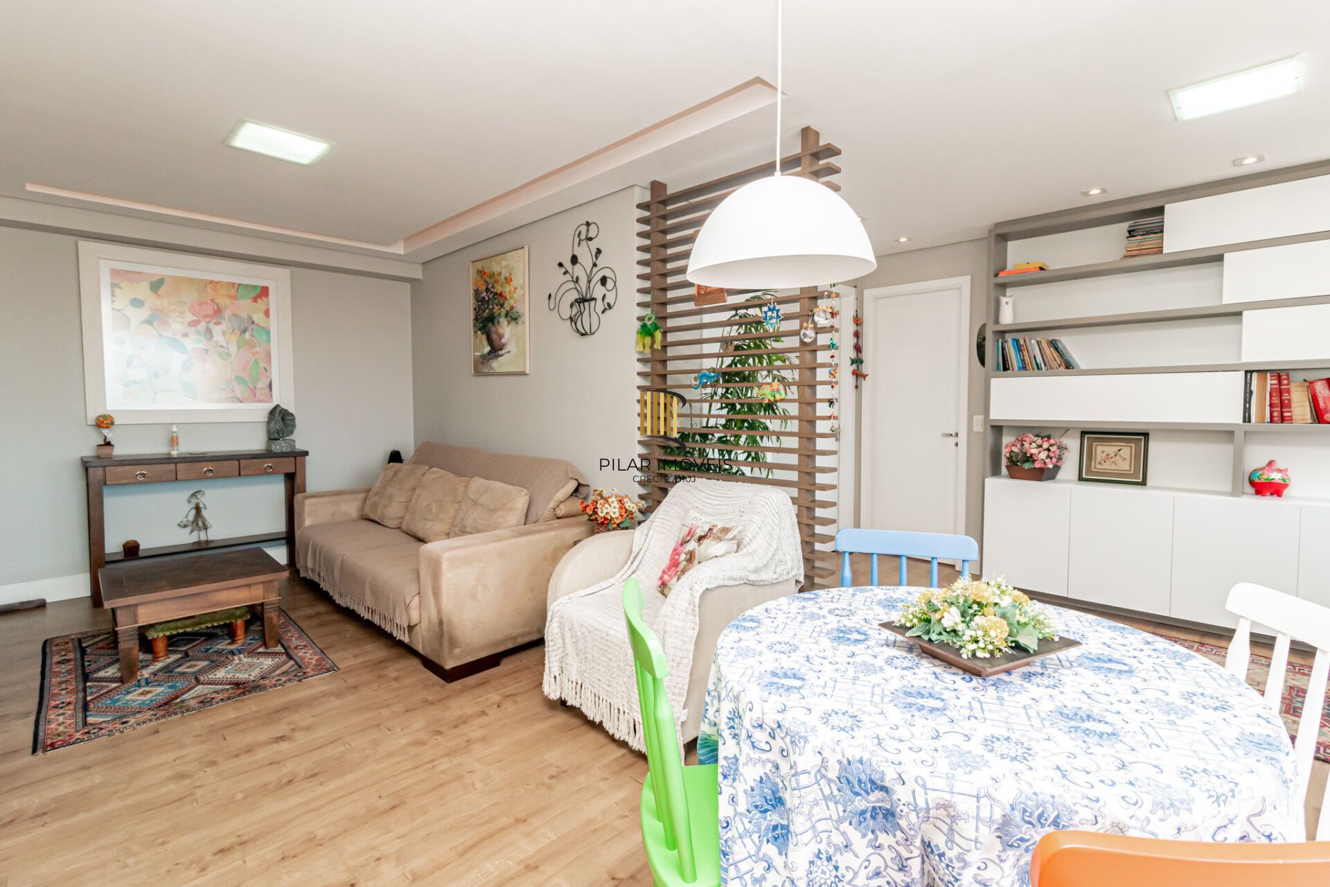 Apartamento à venda no bairro Passo D'areia em Porto Alegre/RS