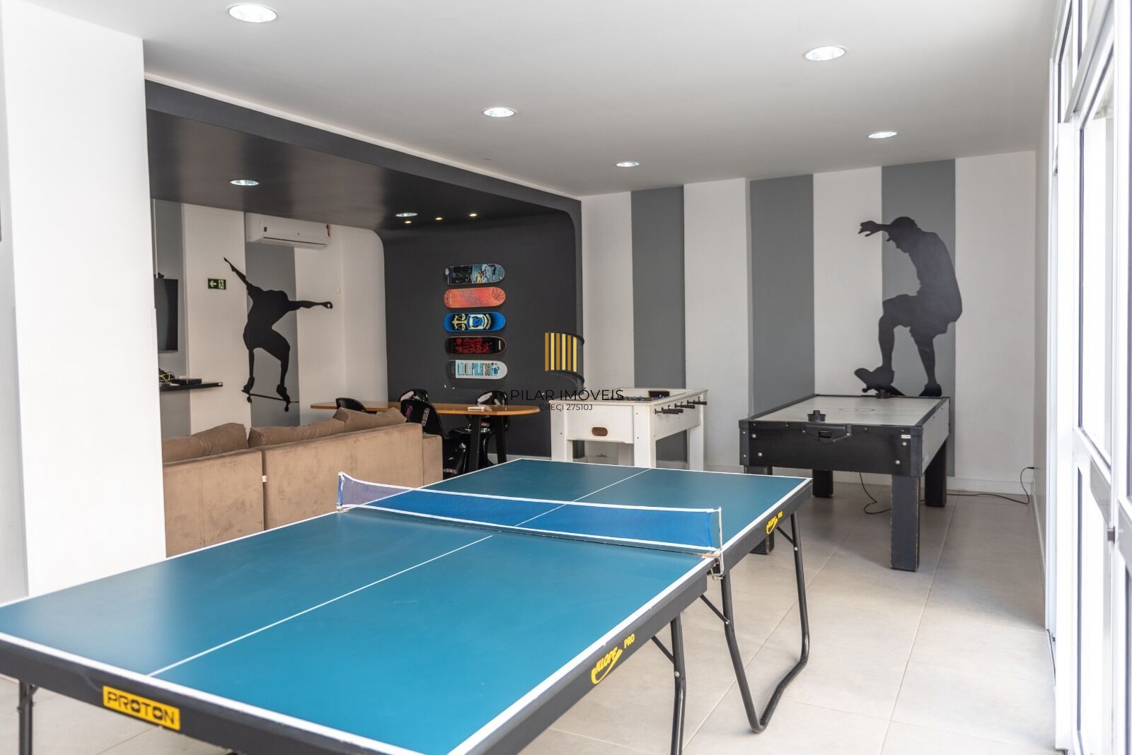 Apartamento à venda no bairro Passo D'areia em Porto Alegre/RS