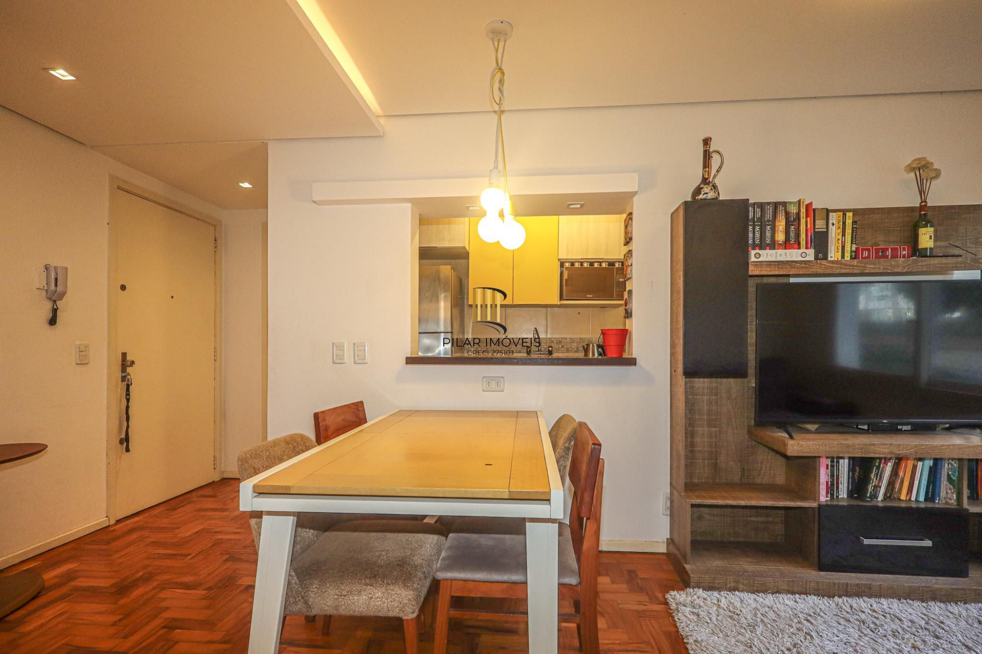 Apartamento a venda no bairro Mont' Serrat
