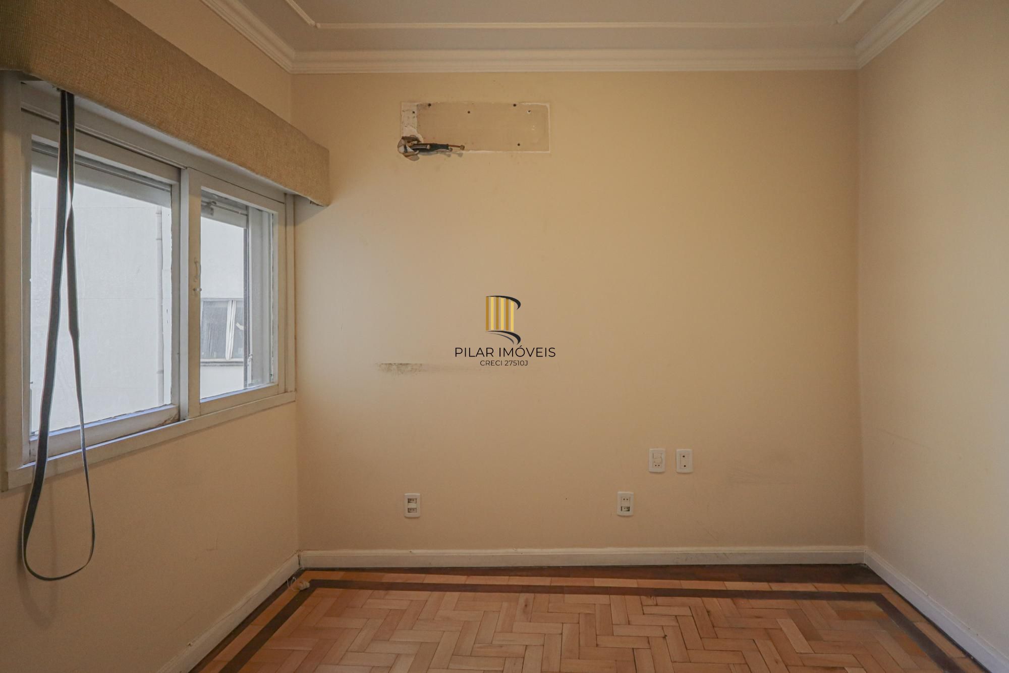 Apartamento a venda no bairro Bom Fim