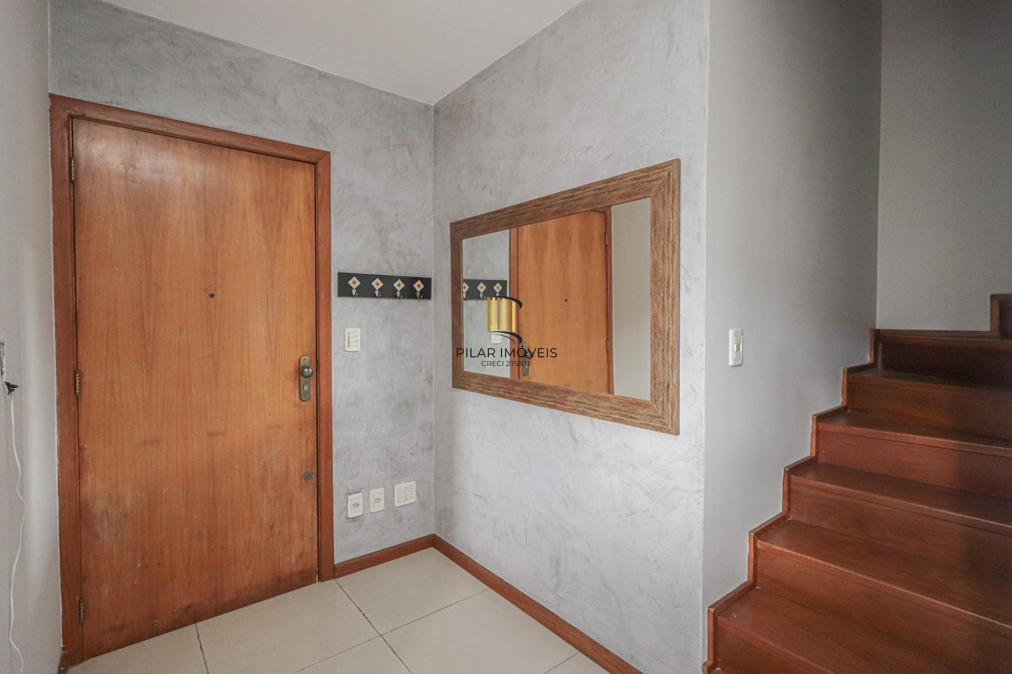 Apartamento Duplex no bairro Passo D' Areia