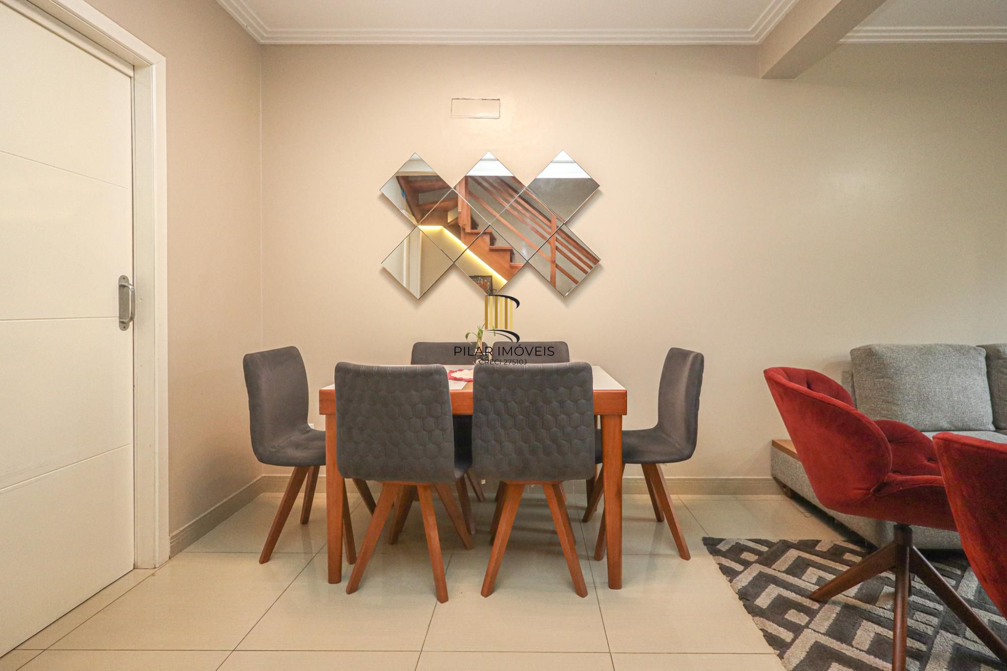 Casa sobrado a venda no bairro São José em Canoas