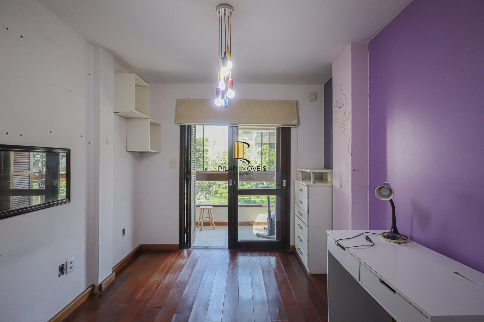 Apartamento a venda no bairro Petrópolis