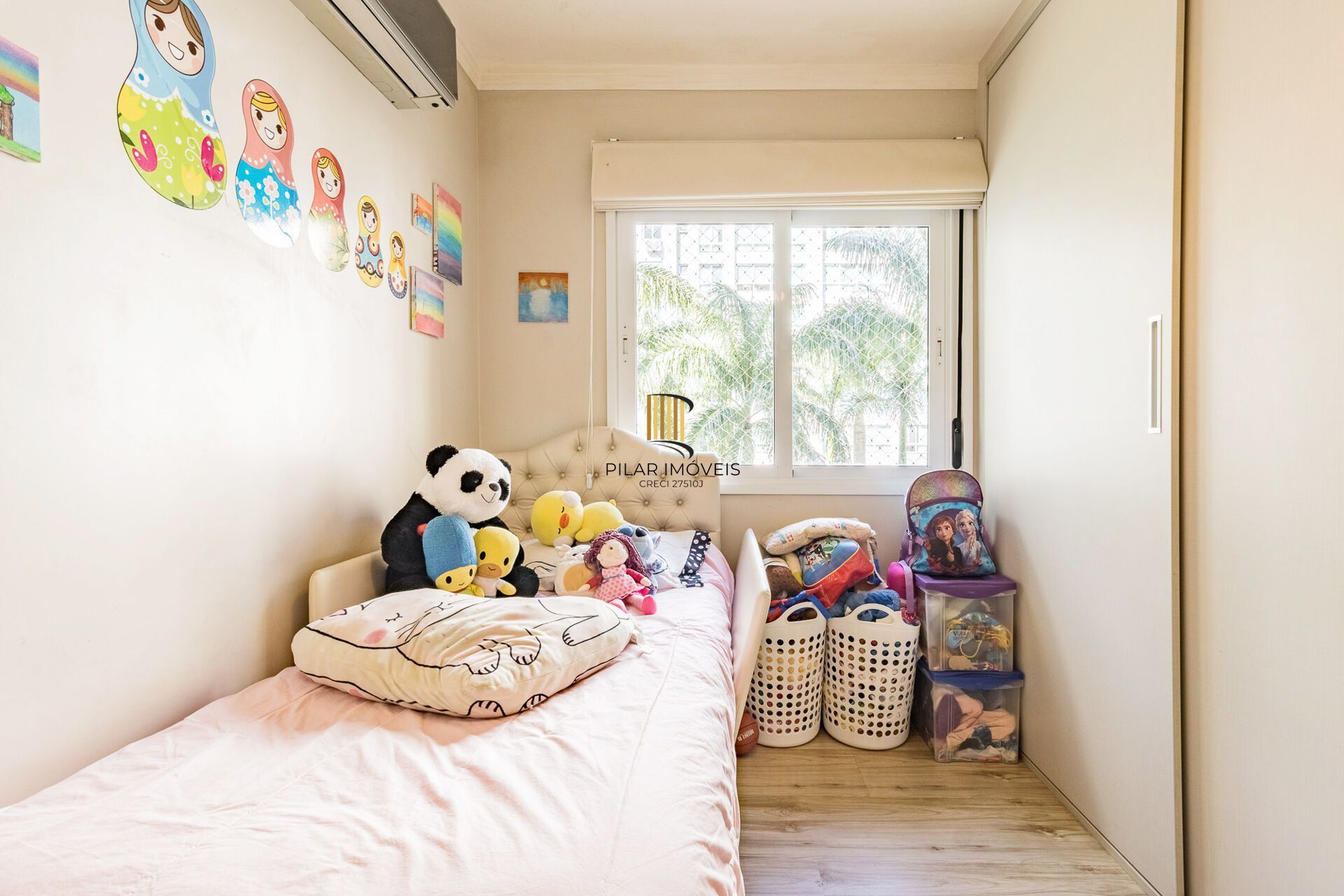 Apartamento à venda no bairro Passo D'areia em Porto Alegre/RS