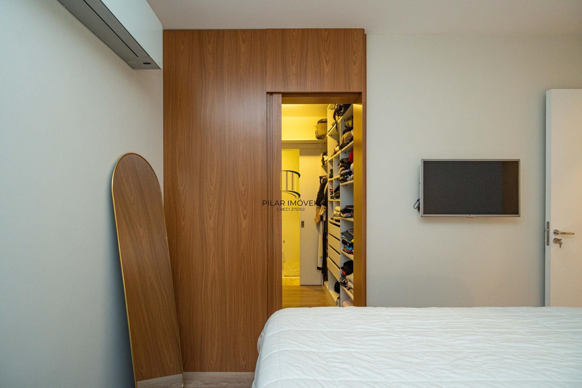 Cobertura a venda no bairro Bom Fim