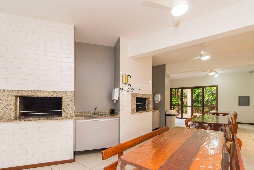 Apartamento à venda no bairro Passo D'areia em Porto Alegre/RS
