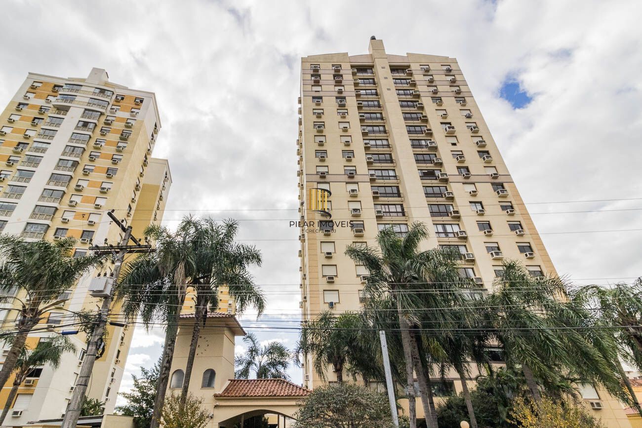 Apartamento à venda no bairro Passo D'areia em Porto Alegre/RS