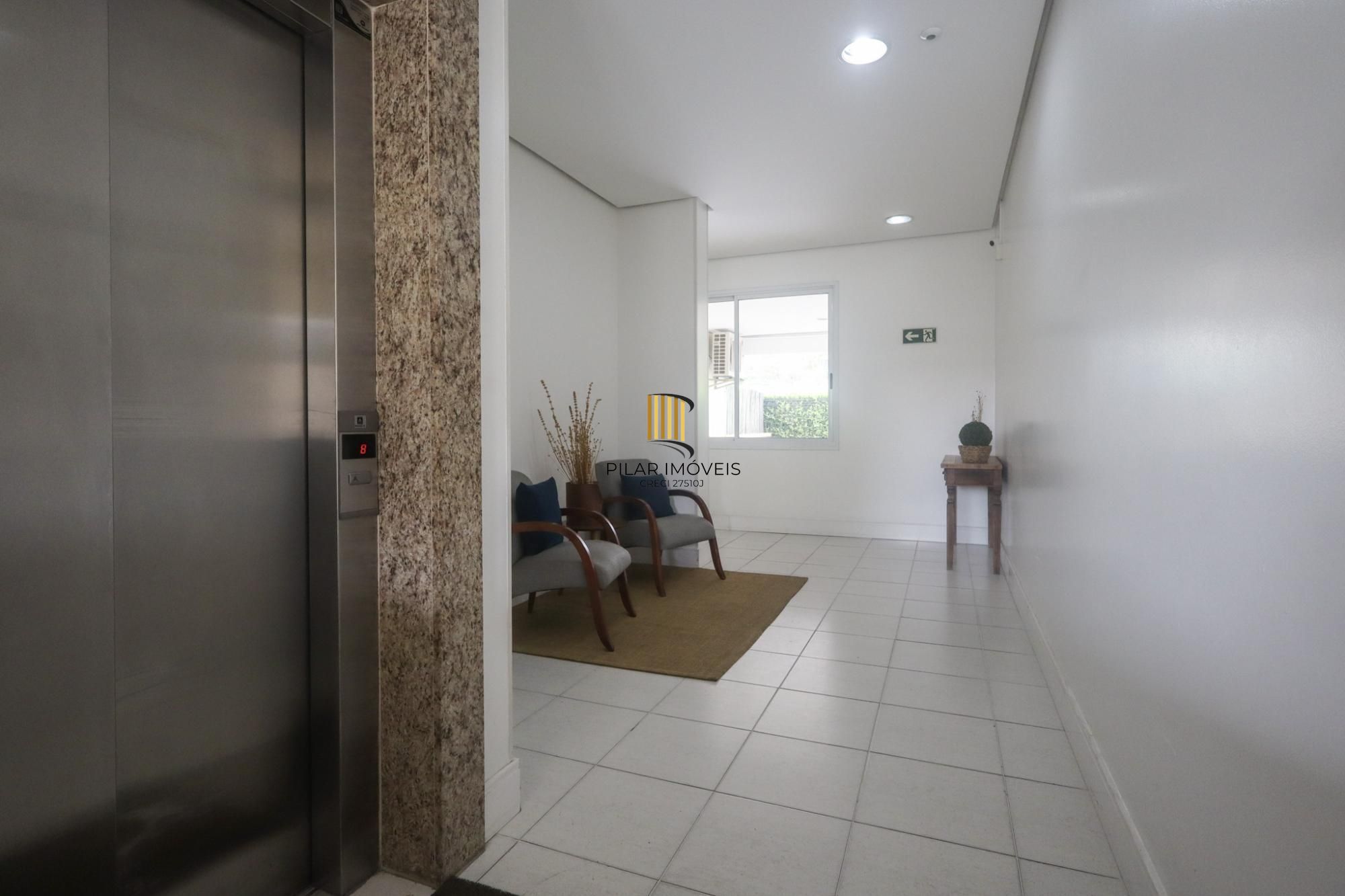 Apartamento a venda no bairro Partenon