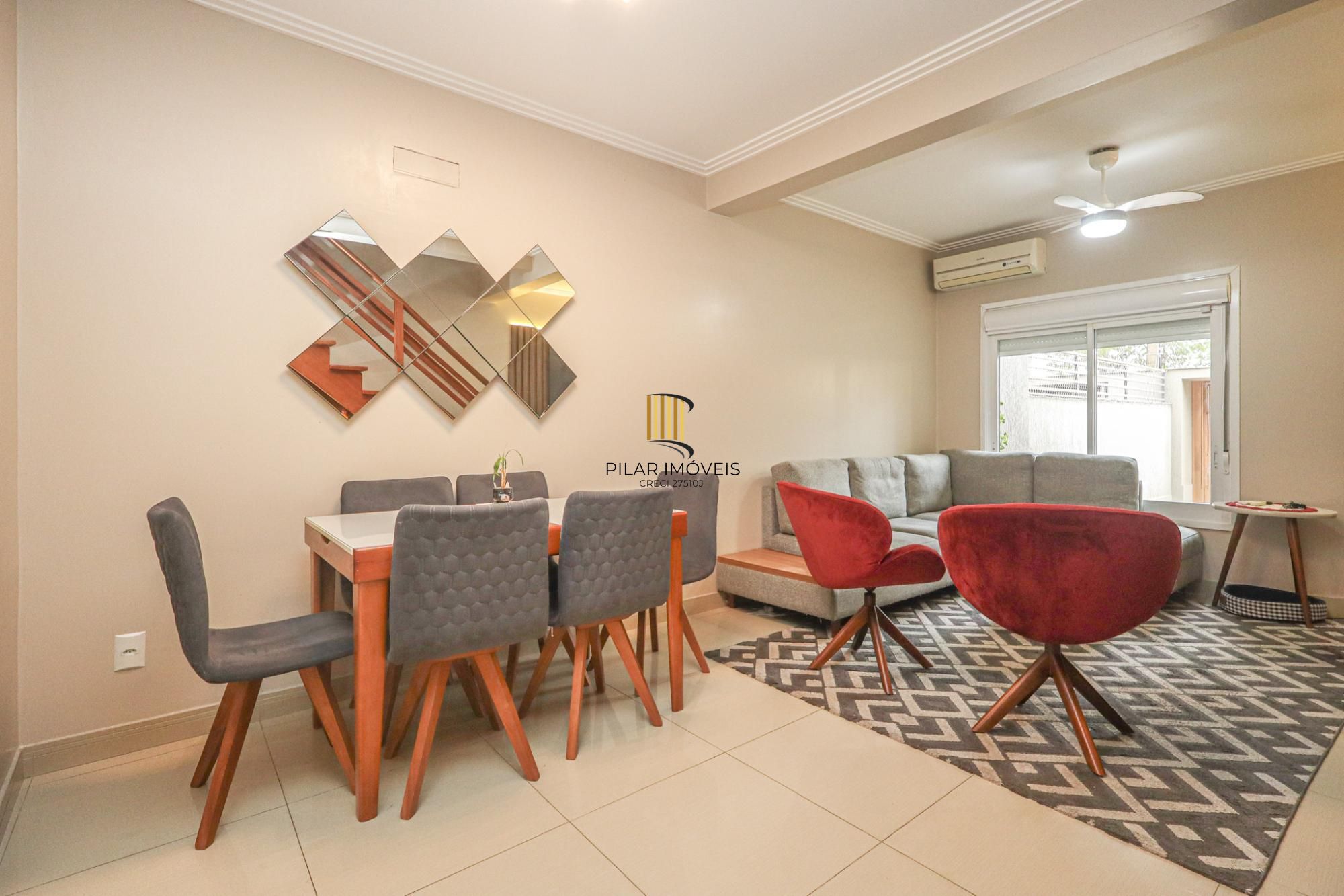 Casa sobrado a venda no bairro São José em Canoas