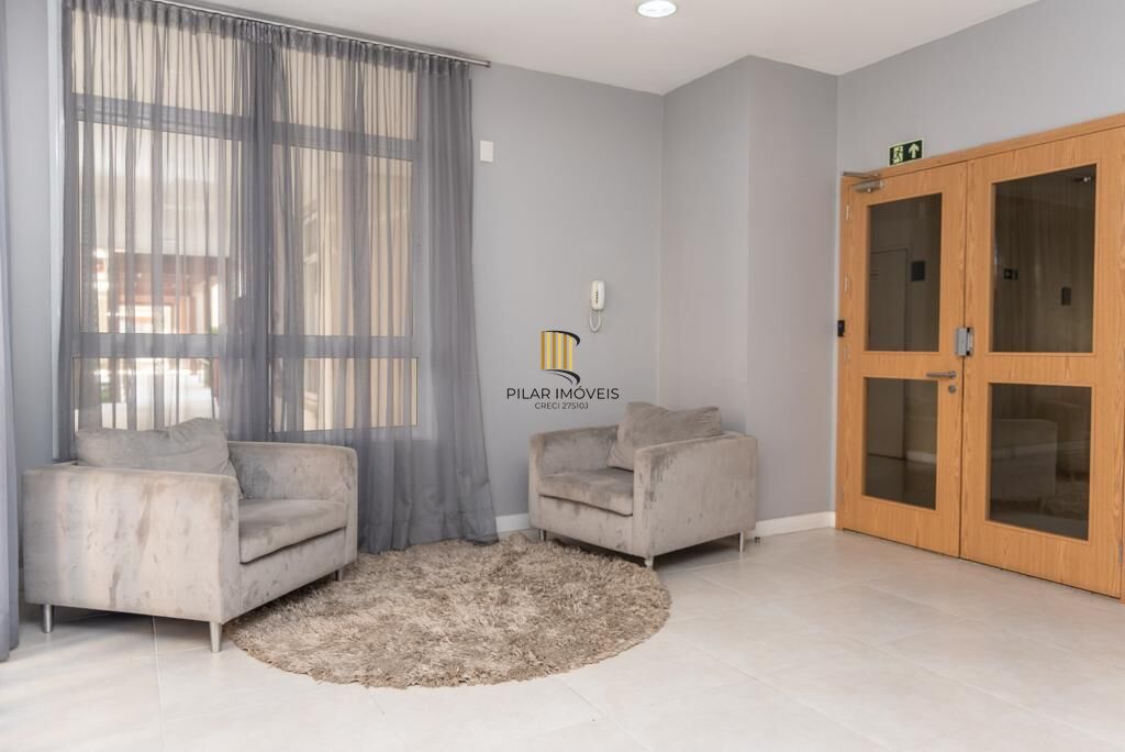Apartamento à venda no bairro Passo D'areia em Porto Alegre/RS