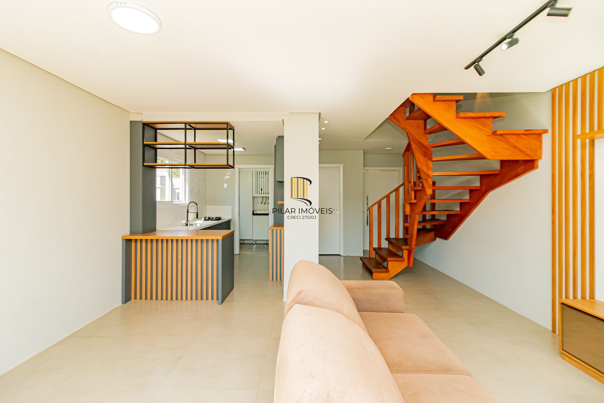 Casa em condomínio a venda na Lomba do Pinheiro