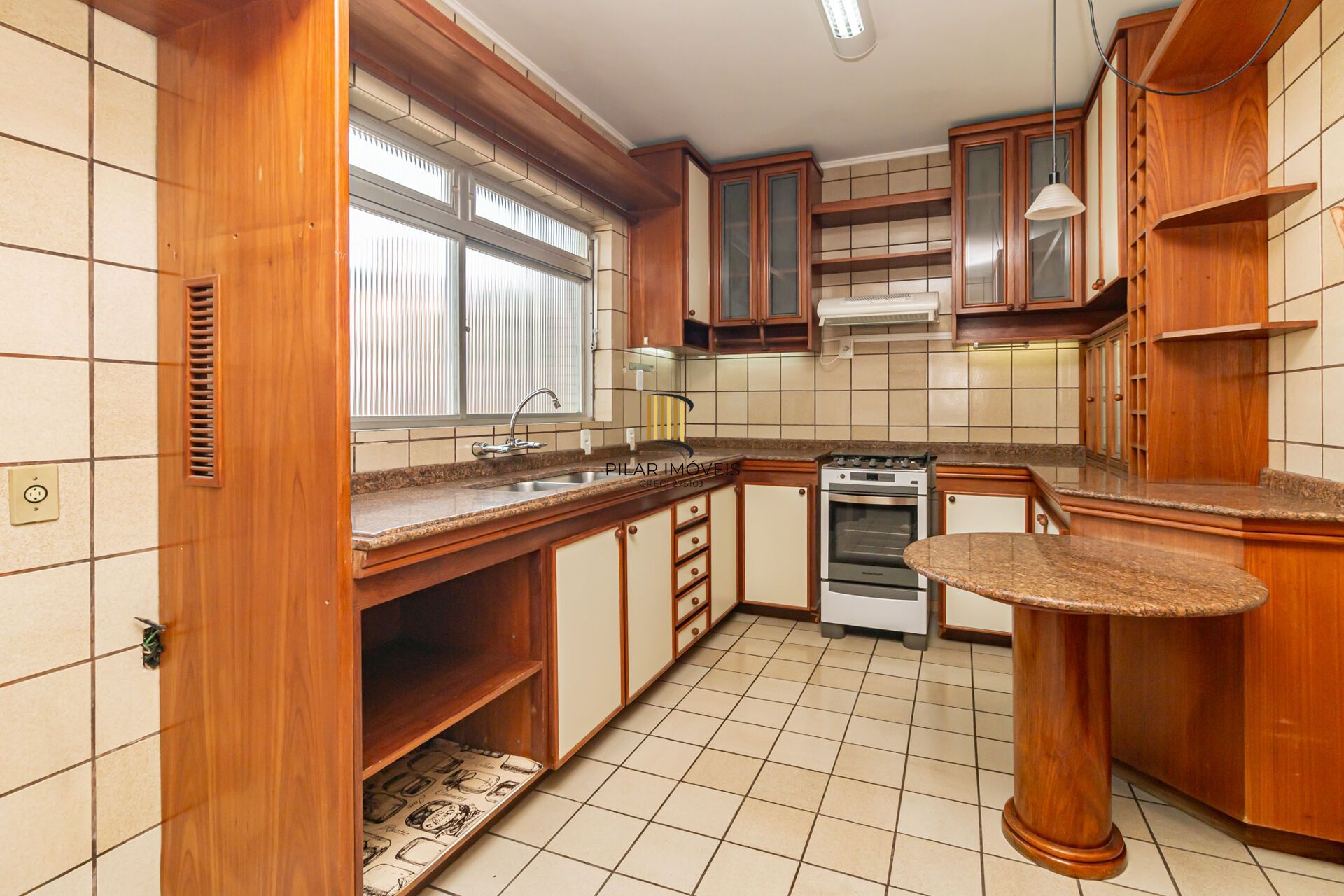 Apartamento à venda no bairro Petrópolis em Porto Alegre/RS
