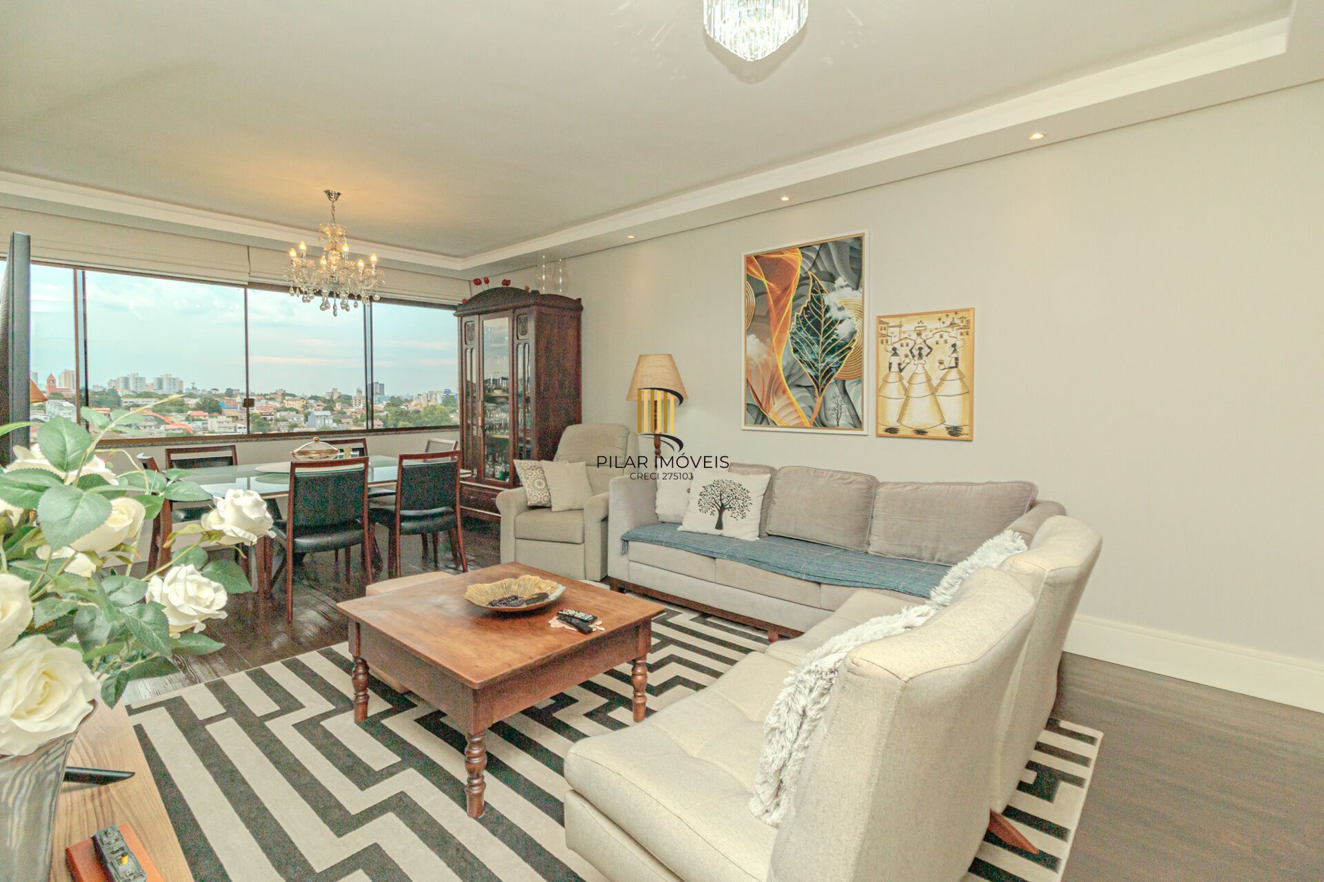 Apartamento à venda no bairro Jardim Planalto em Porto Alegre/RS