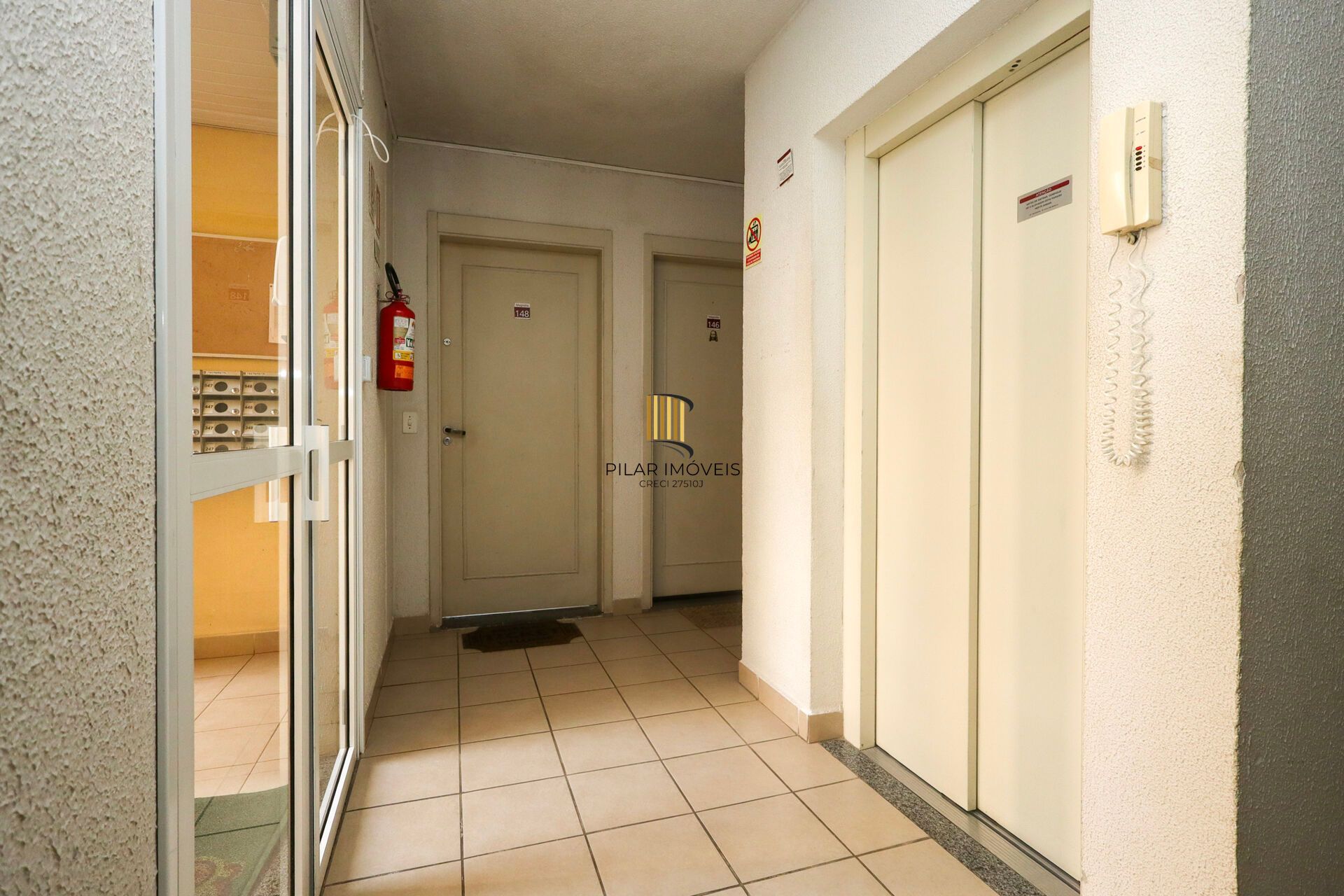 Apartamento à venda no bairro Humaitá em Porto Alegre/RS