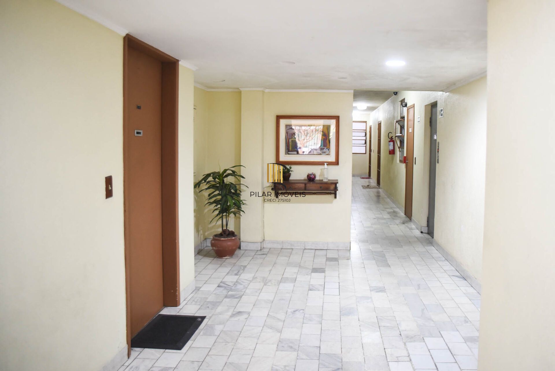 Apartamento à venda no bairro Auxiliadora em Porto Alegre/RS