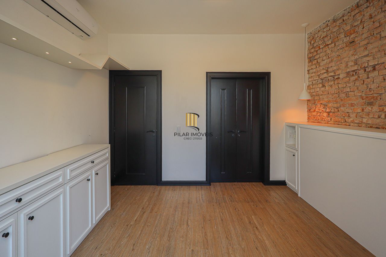 Apartamento a venda no bairro Bom fim