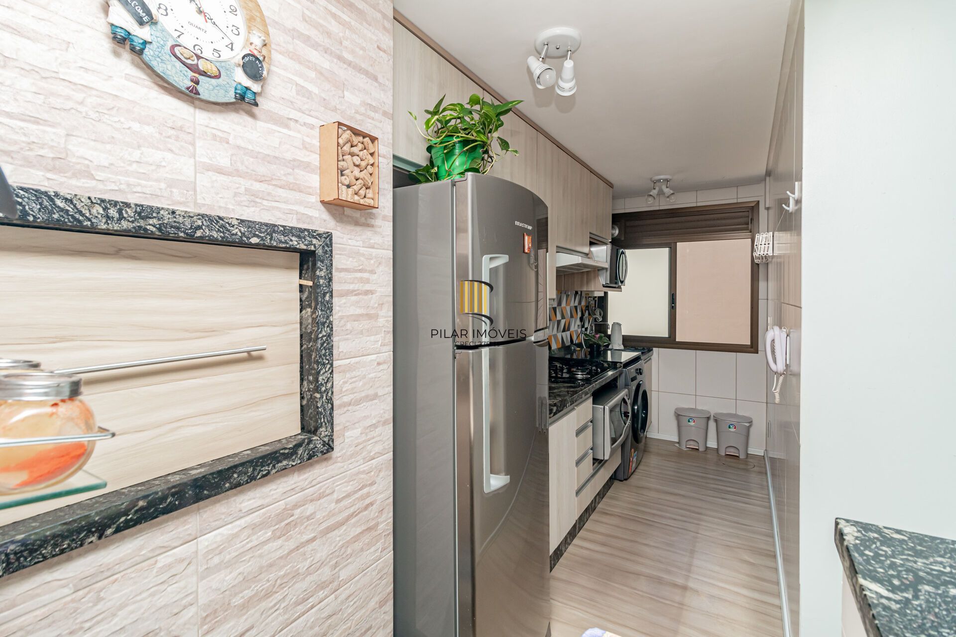 Apartamento à venda no bairro Passo D'areia em Porto Alegre/RS
