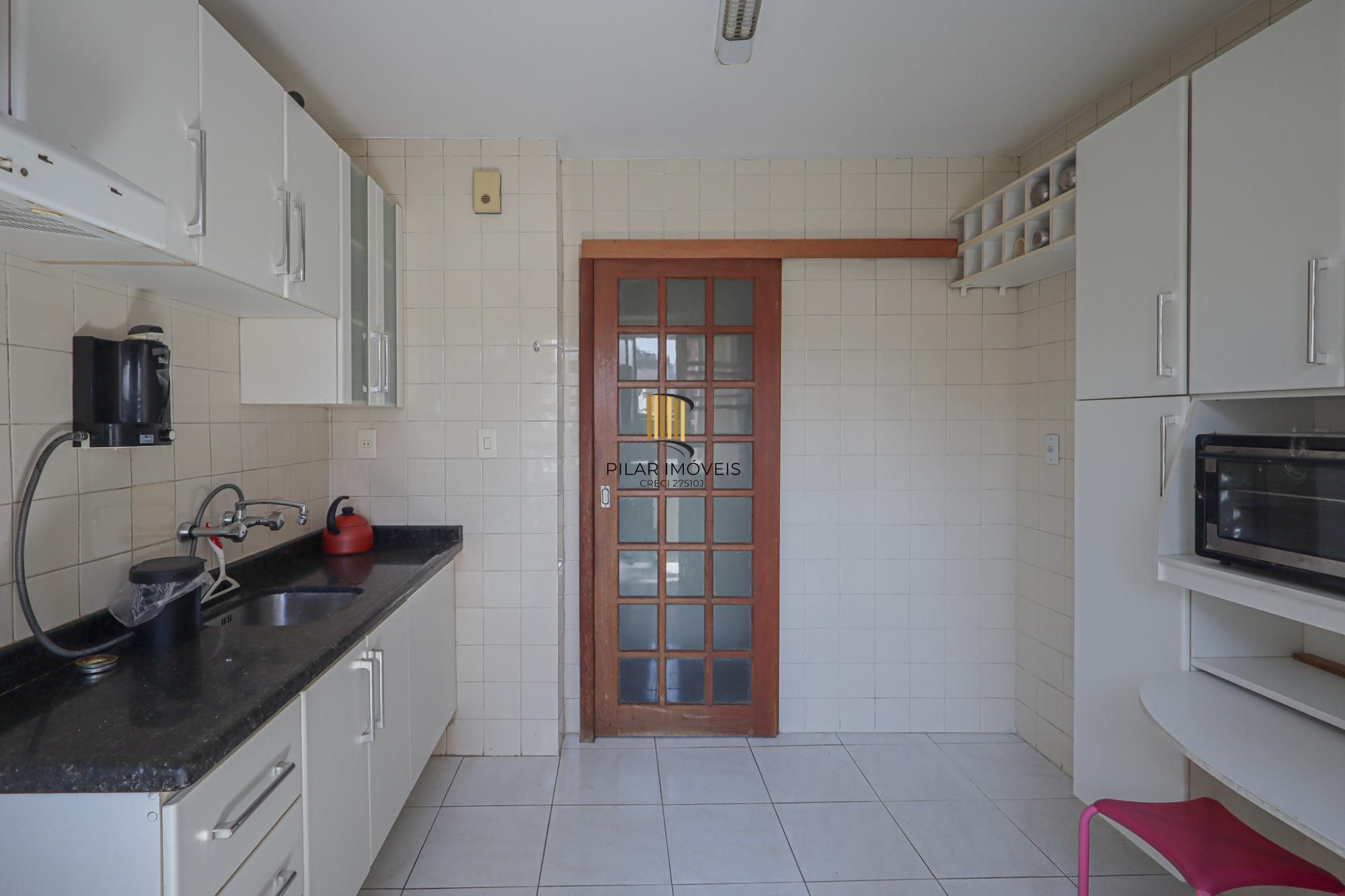 Apartamento a venda no bairro Petrópolis