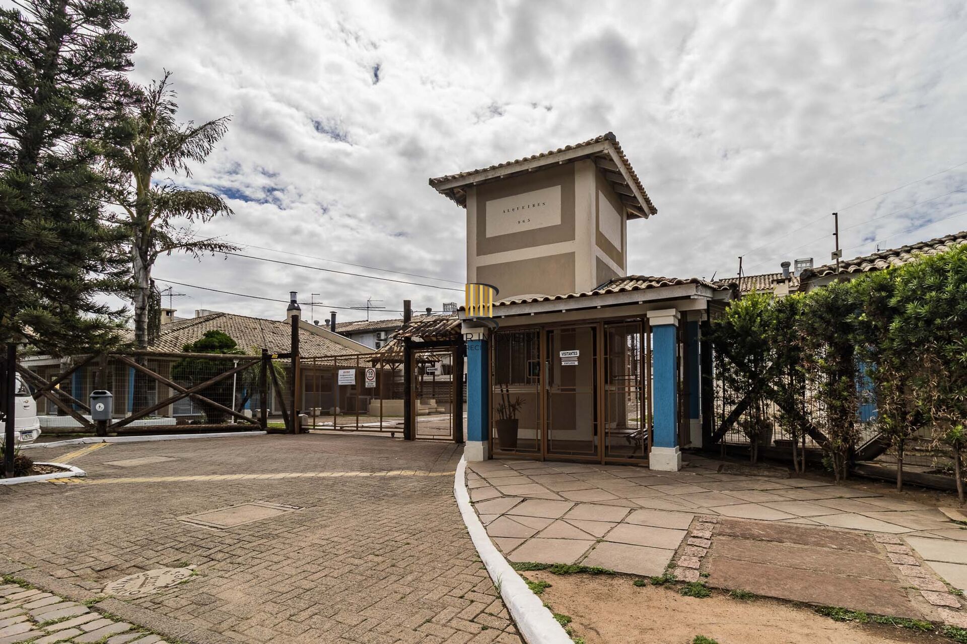 Casa à venda no bairro Humaitá em Porto Alegre/RS