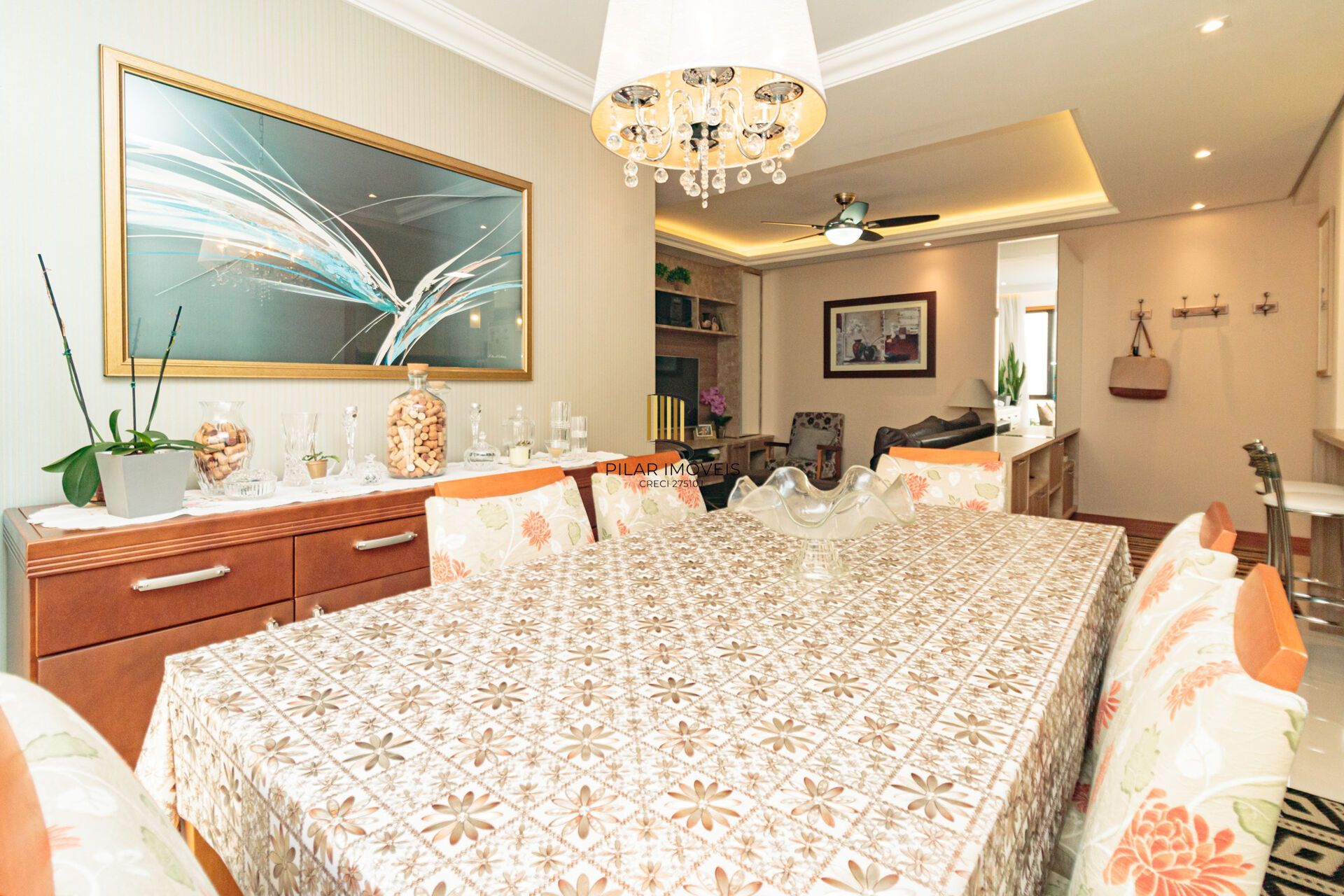 Apartamento à venda no bairro Passo da Areia em Porto Alegre/RS