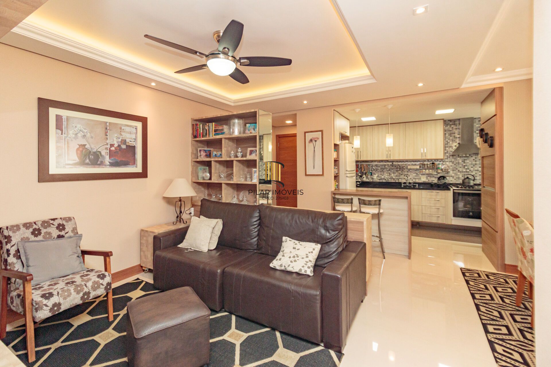 Apartamento à venda no bairro Passo da Areia em Porto Alegre/RS