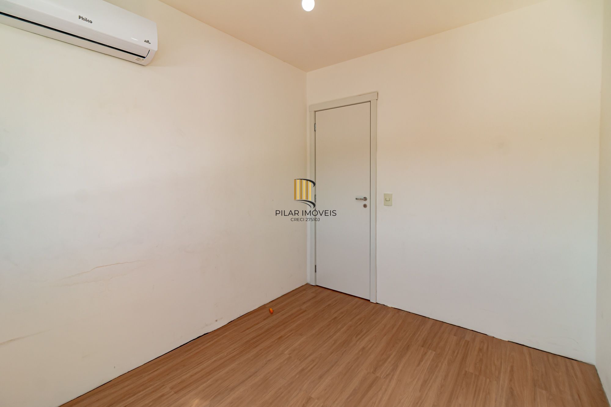 Casa em condomínio a venda na Lomba do Pinheiro