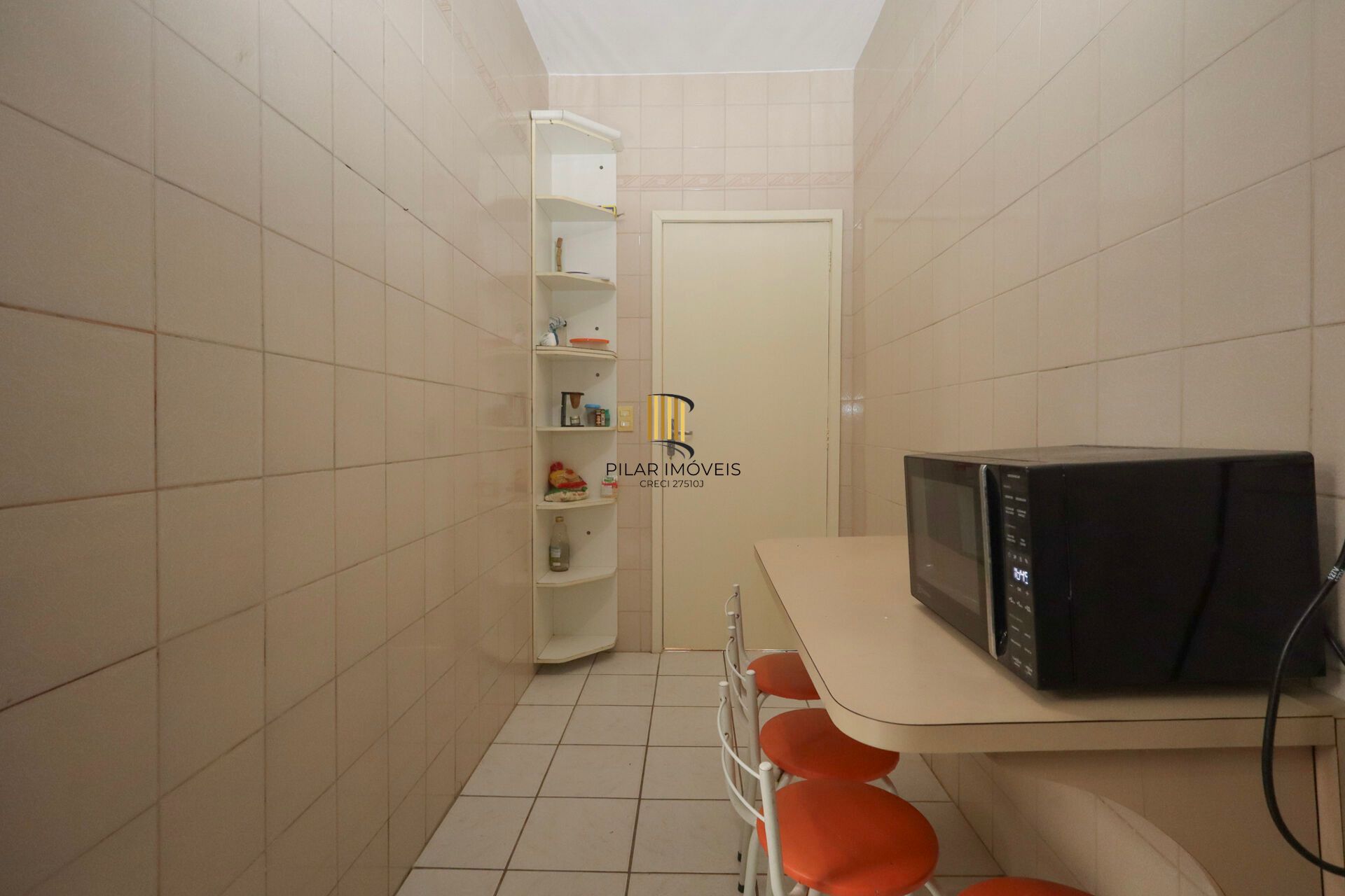 Apartamento à venda no bairro Santo Antônio em Porto Alegre/RS