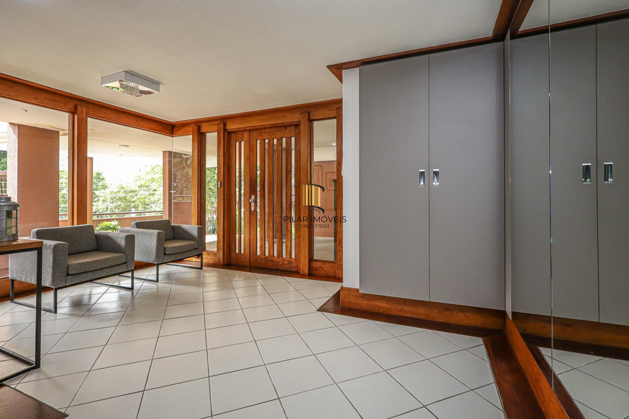 Apartamento à venda no bairro Chácara das Pedras em Porto Alegre/RS