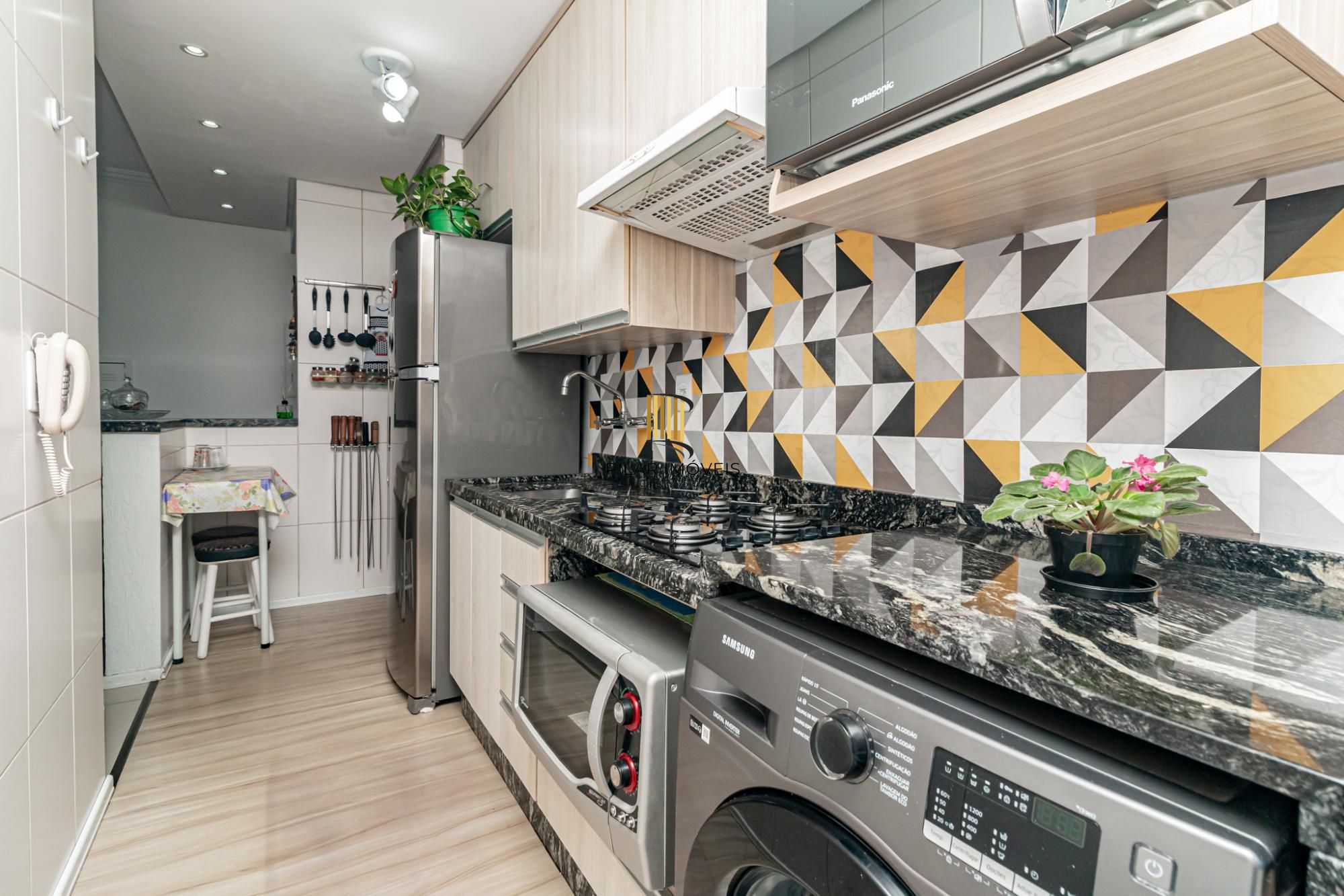 Apartamento à venda no bairro Passo D'areia em Porto Alegre/RS