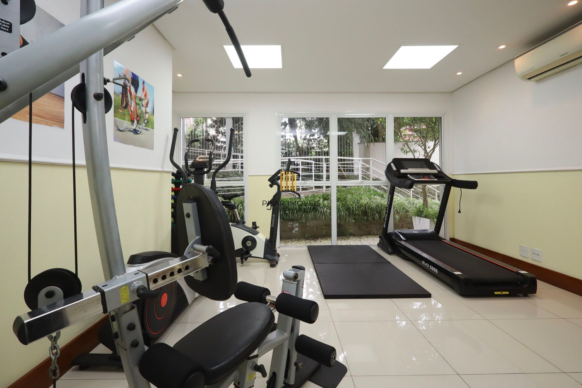 Apartamento à venda no bairro Jardim Botânico em Porto Alegre/RS