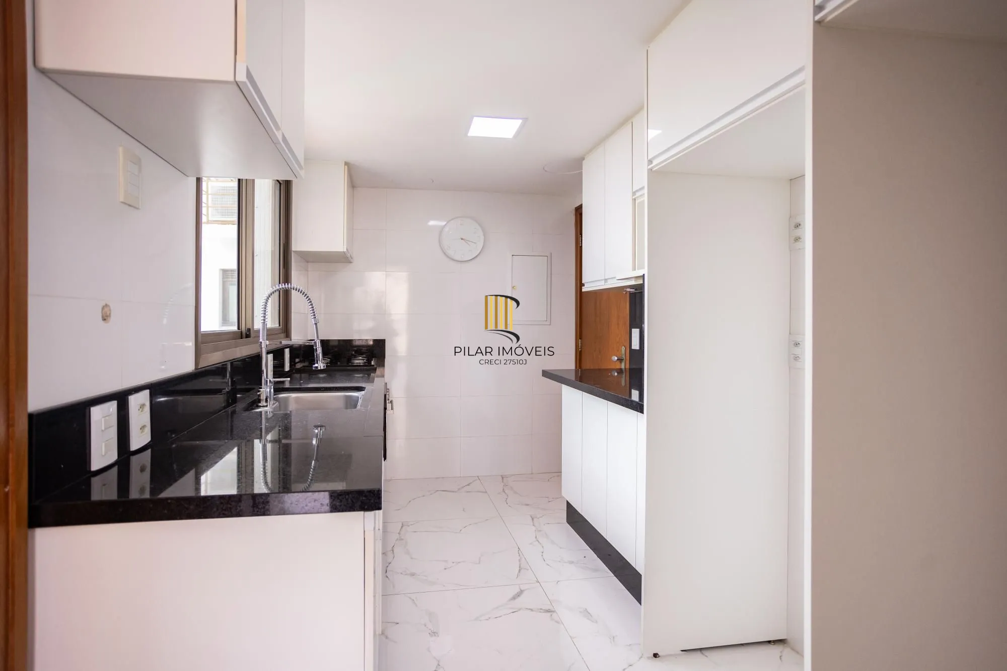 Apartamento 3 dormitórios no bairro Três Figueiras