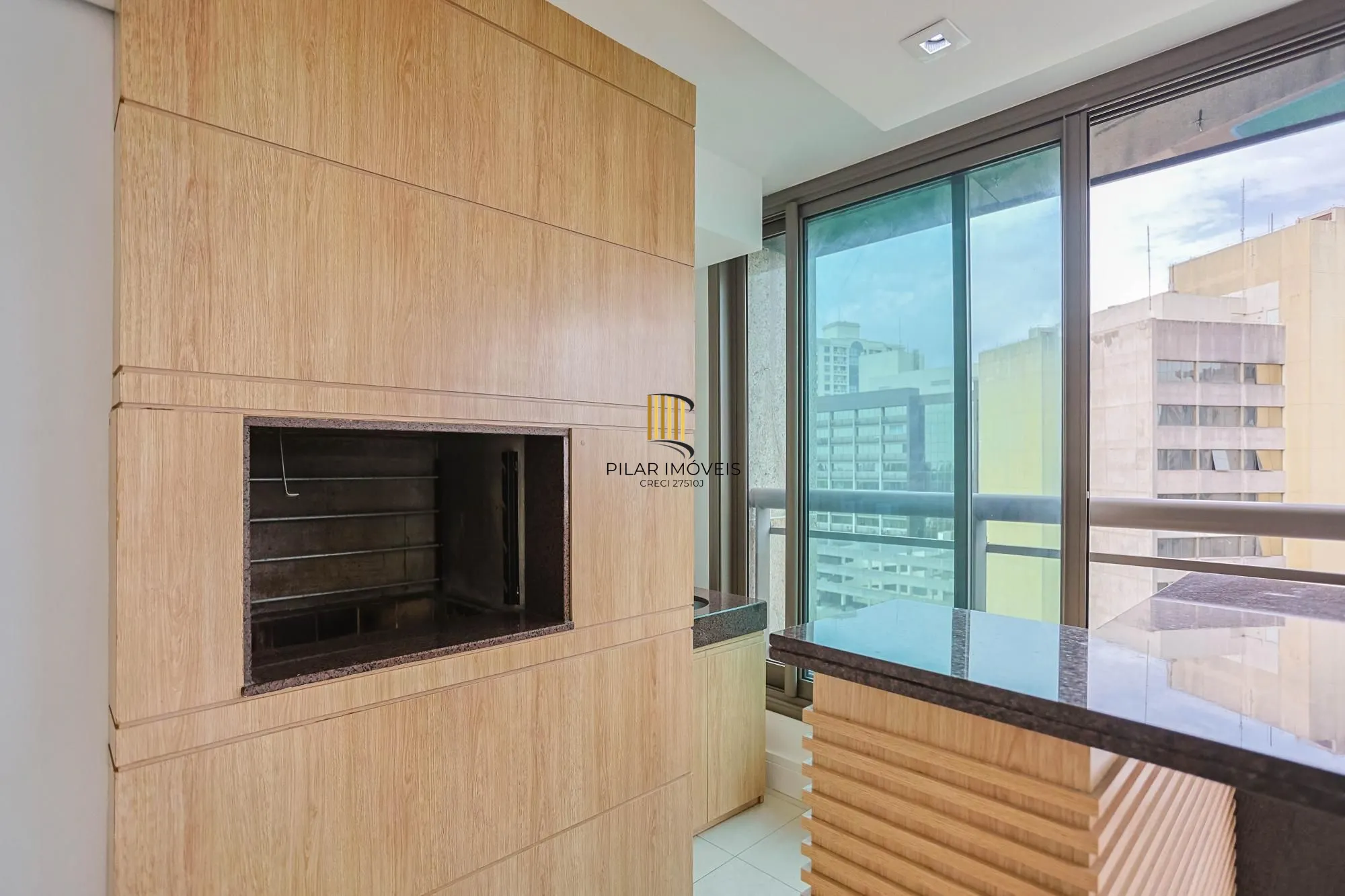 Apartamento 3 dormitórios no bairro Três Figueiras