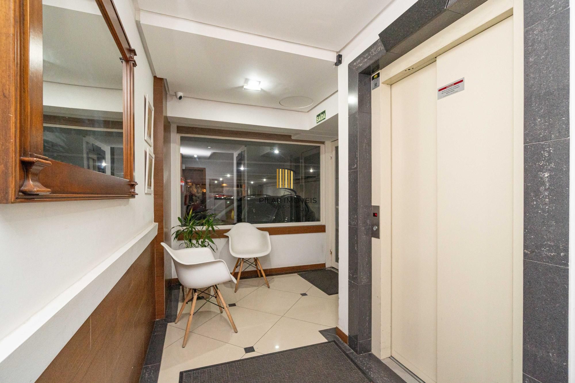 Cobertura a venda no bairro Bom Fim