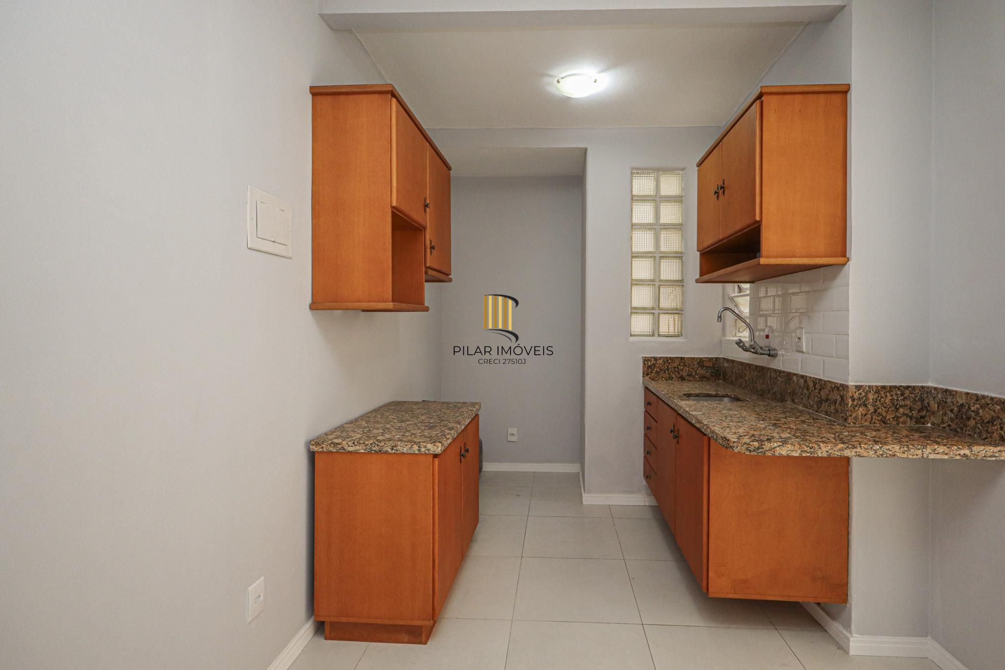 Apartamento a venda no bairro Bom Fim