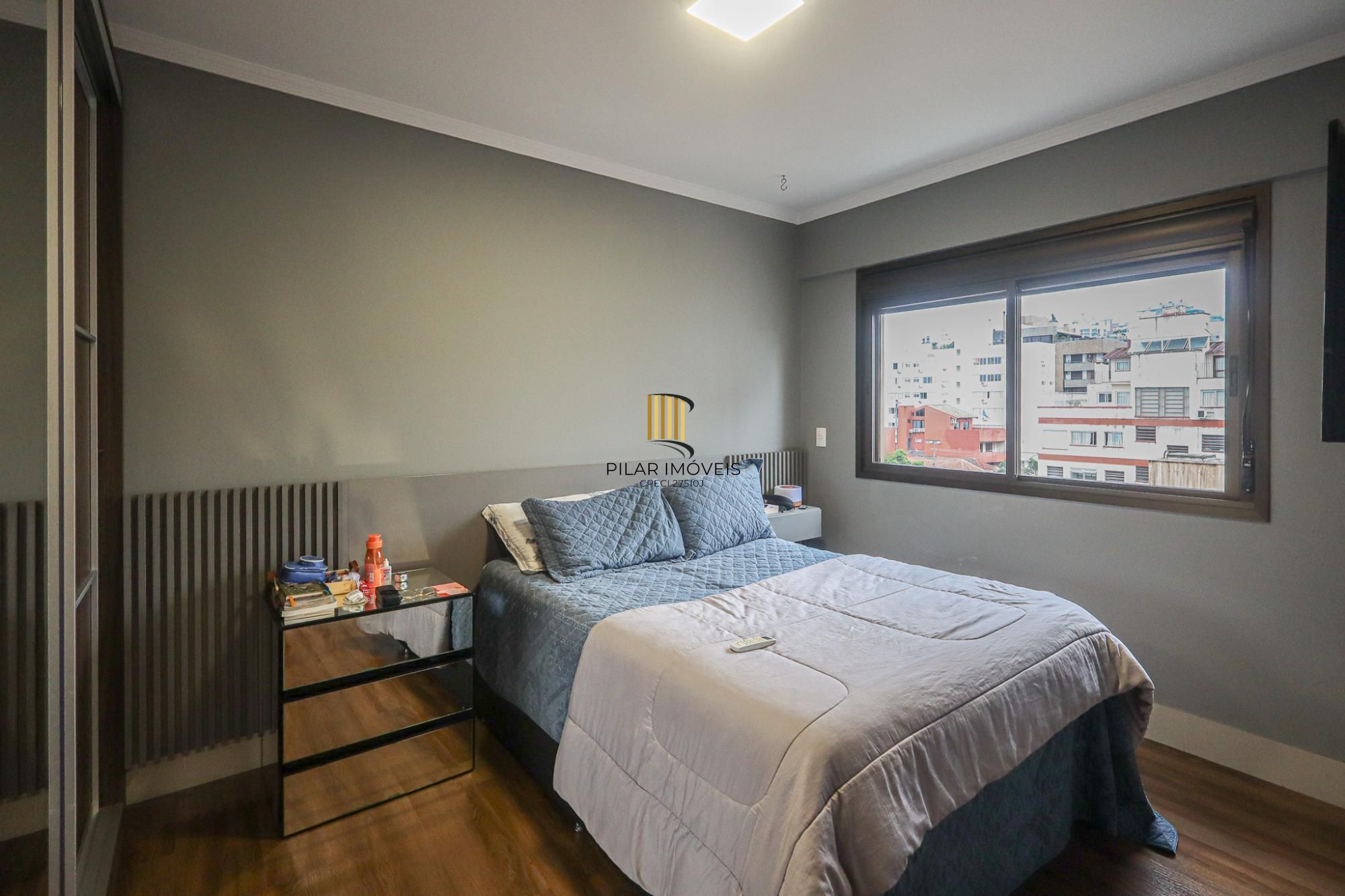 Apartamento a venda no bairro Mont' Serrat