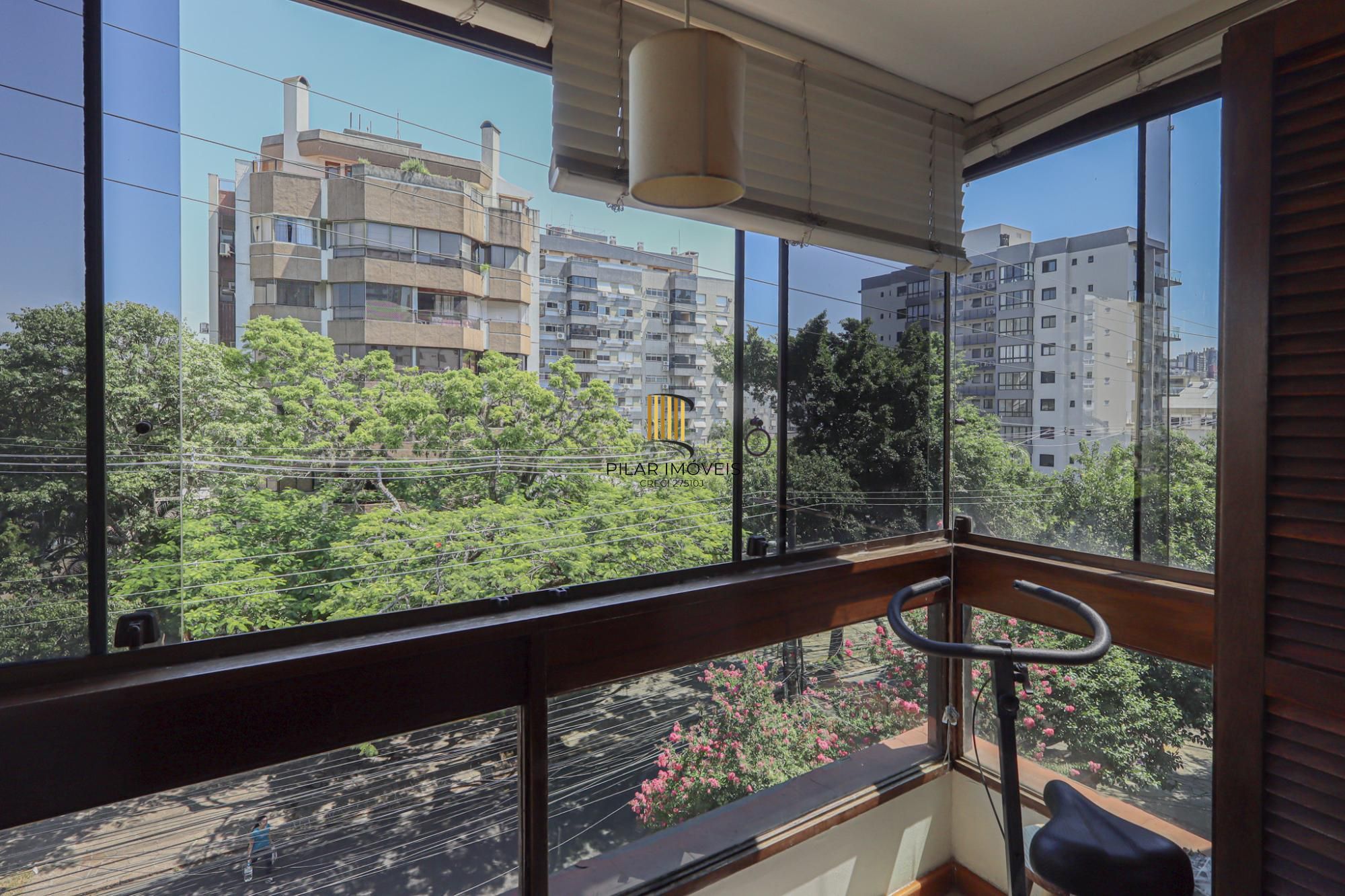 Apartamento a venda no bairro Petrópolis