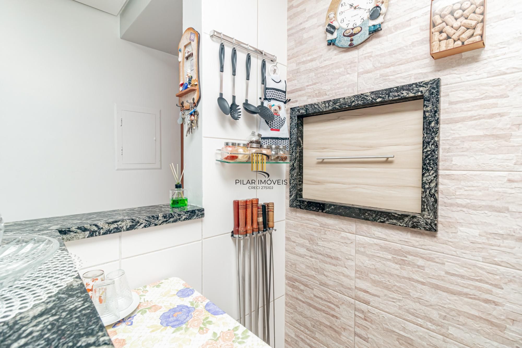 Apartamento à venda no bairro Passo D'areia em Porto Alegre/RS